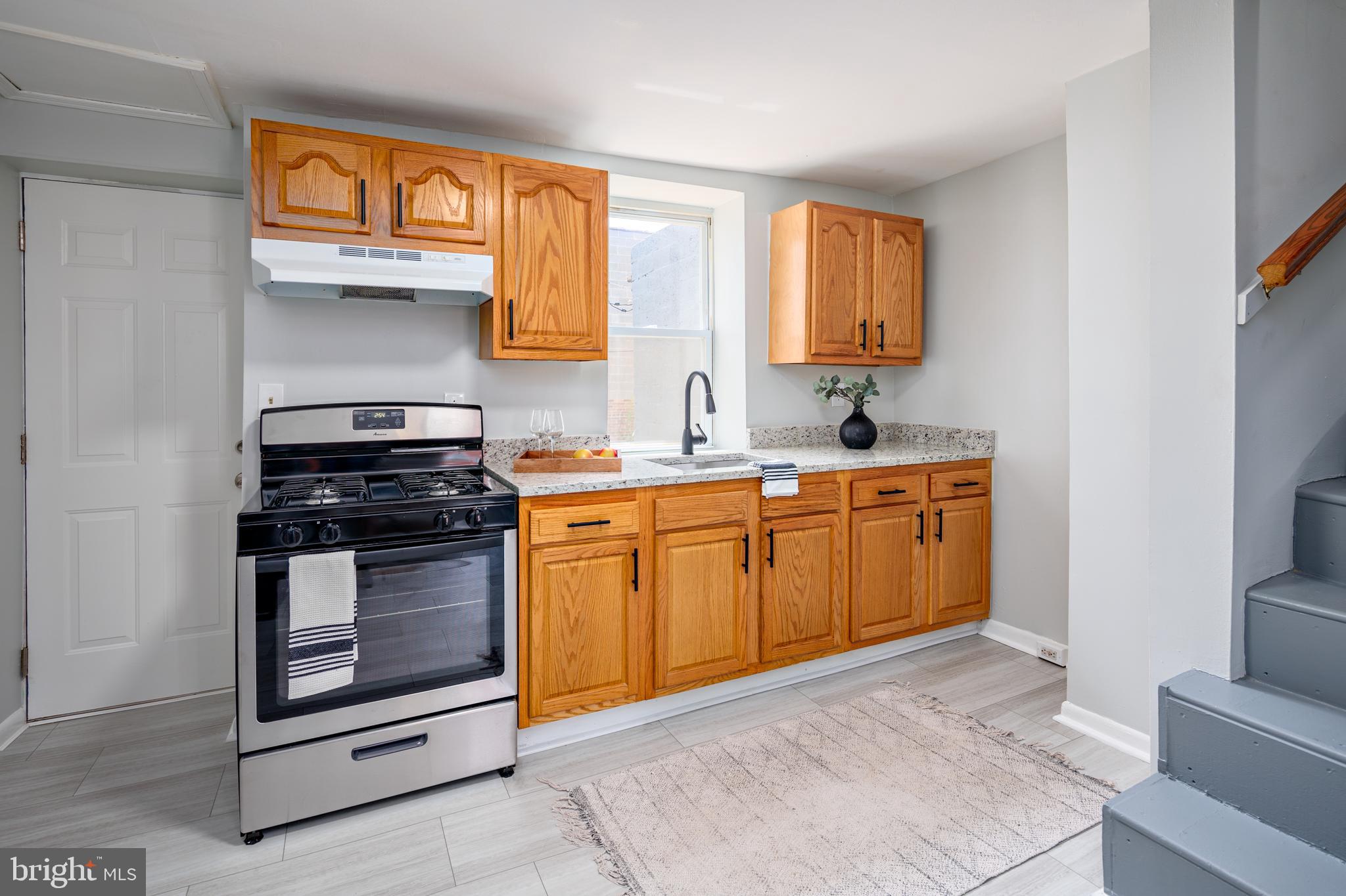 WASHINGTON VILLAGE - Residential