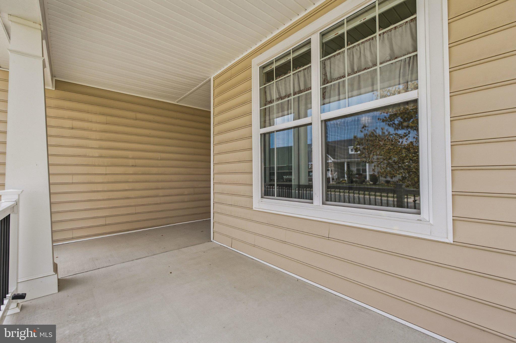 158 SILVER MAPLE ROAD