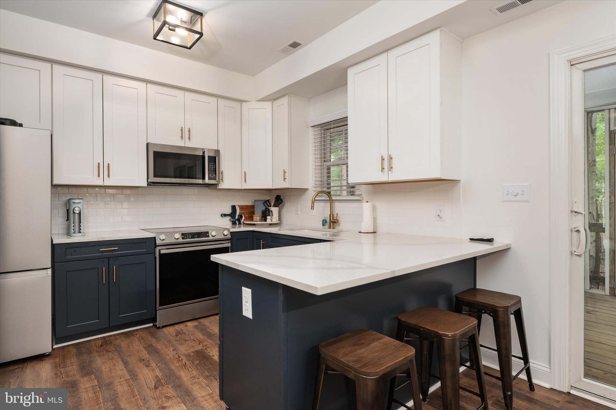 WATERMANS ESTATES - Residential
