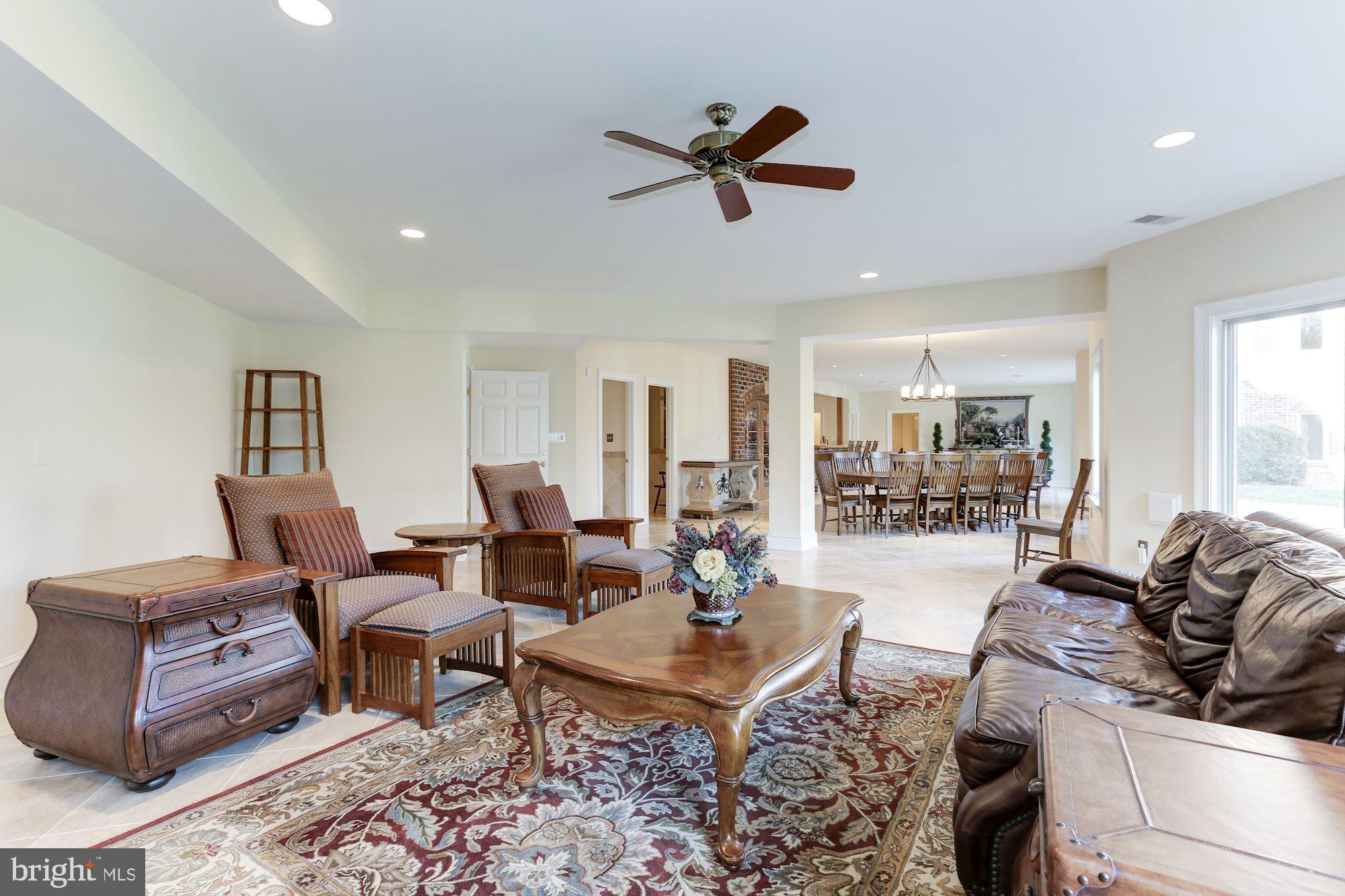 THREE SWALLOWS FARM - Residential