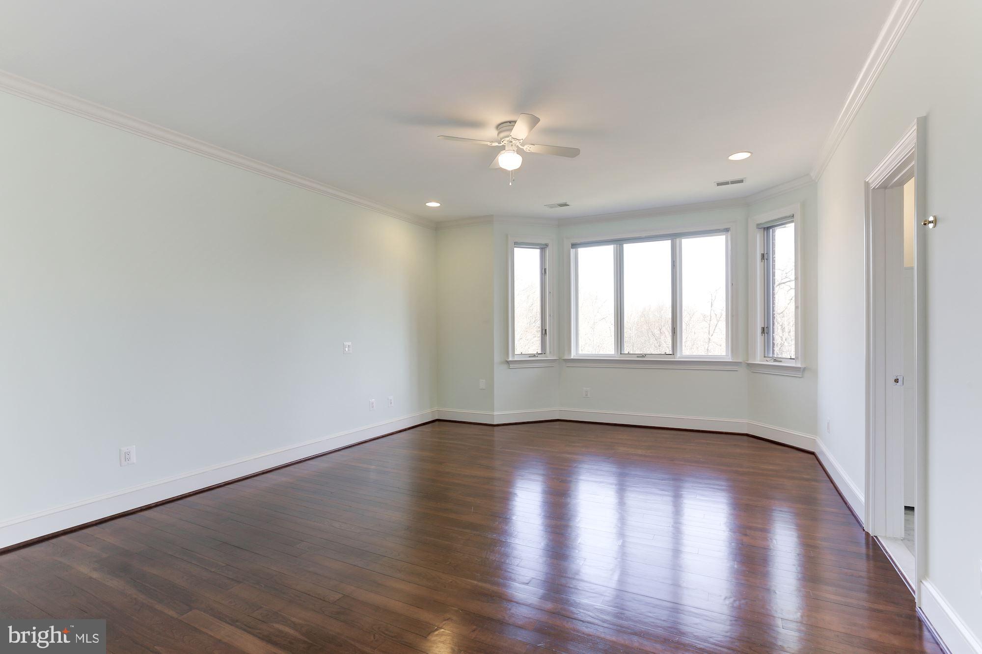 THREE SWALLOWS FARM - Residential