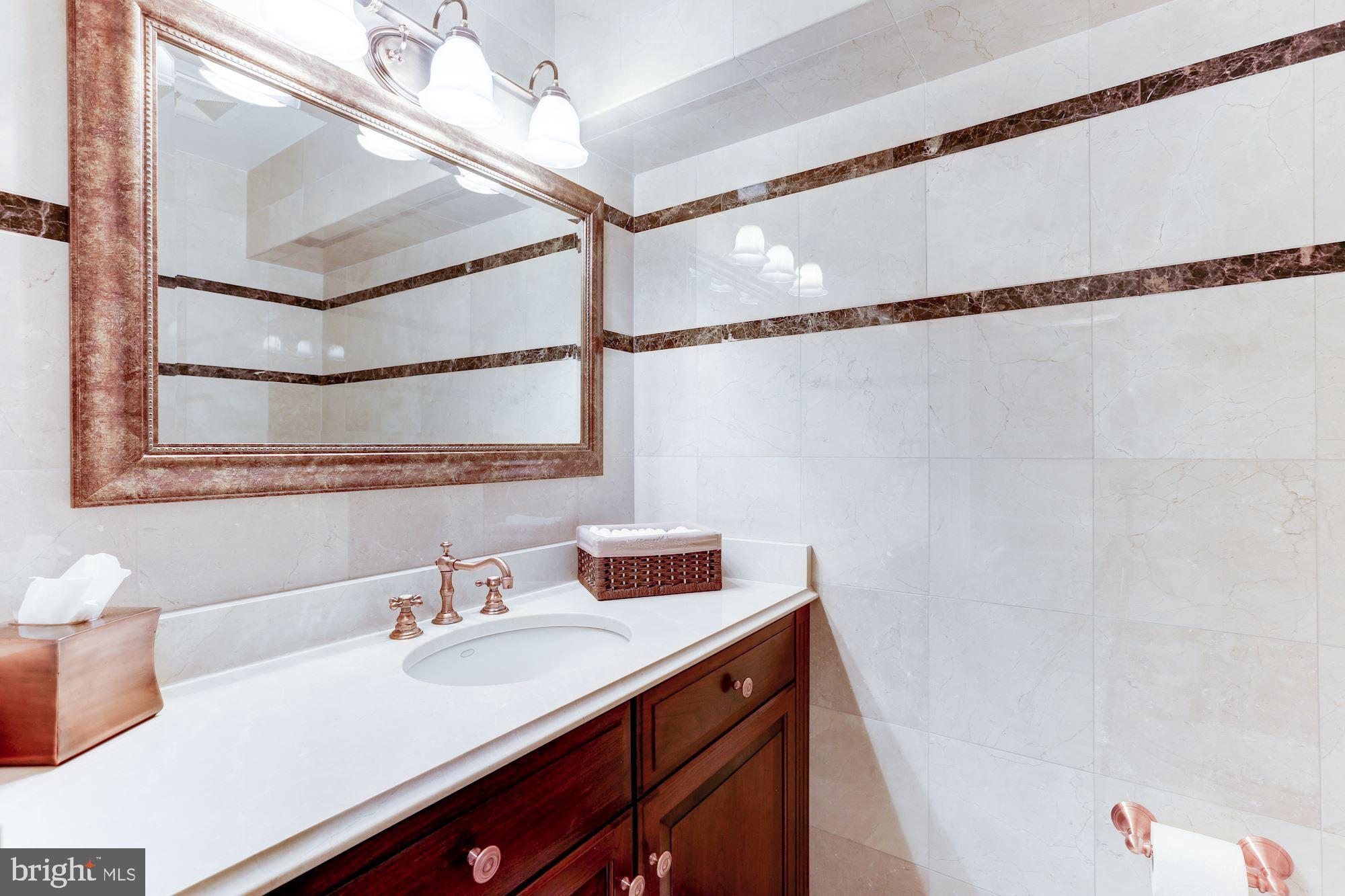 THREE SWALLOWS FARM - Residential