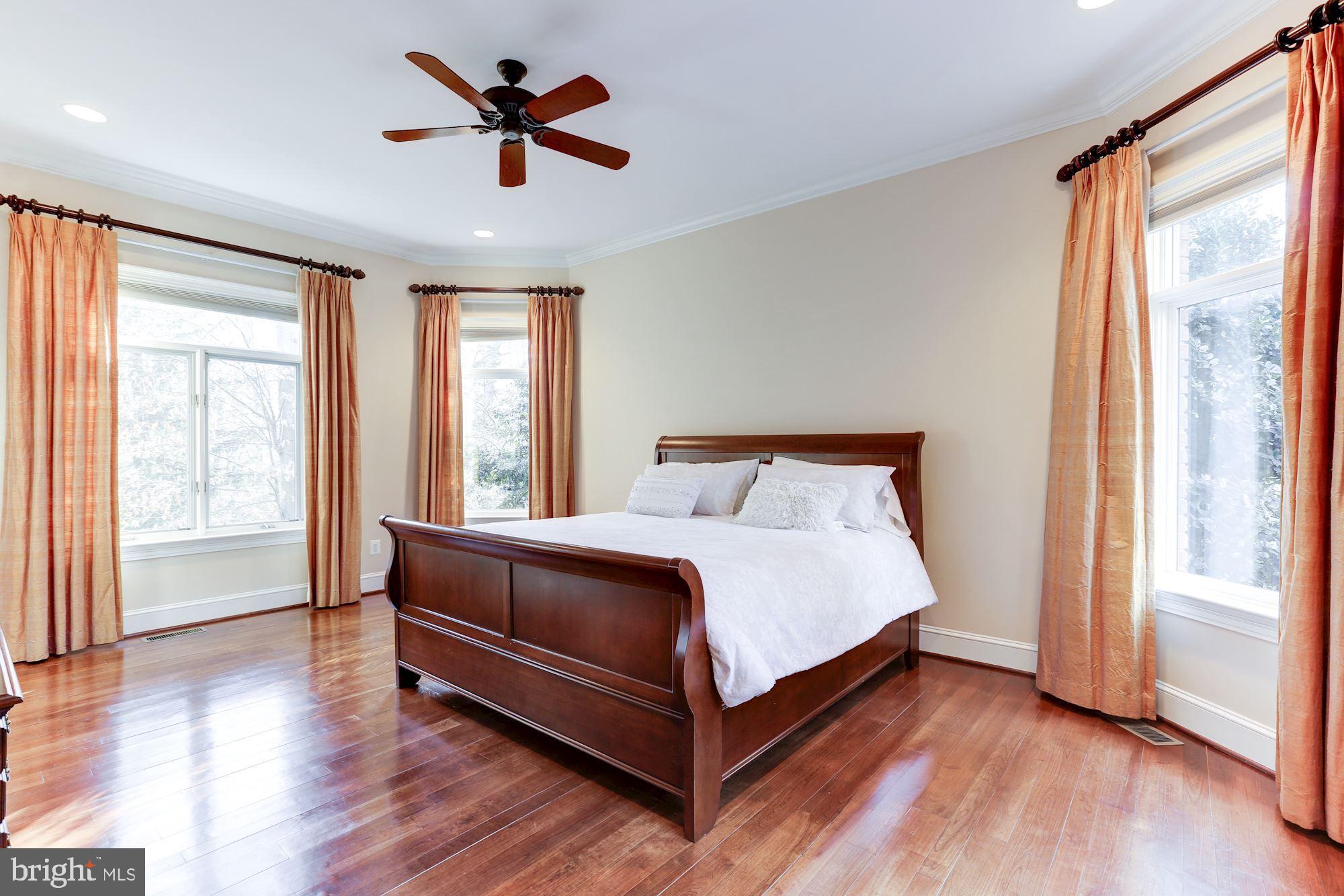 THREE SWALLOWS FARM - Residential