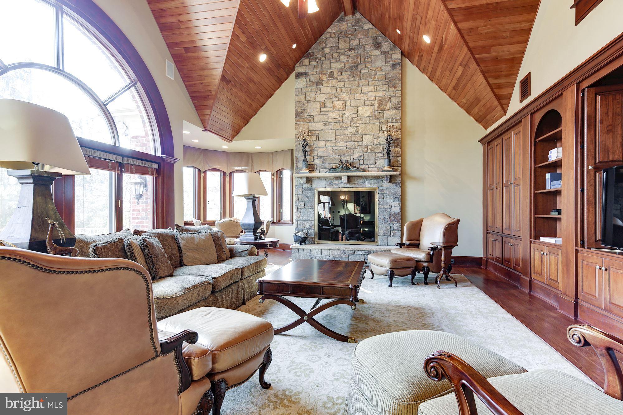 THREE SWALLOWS FARM - Residential