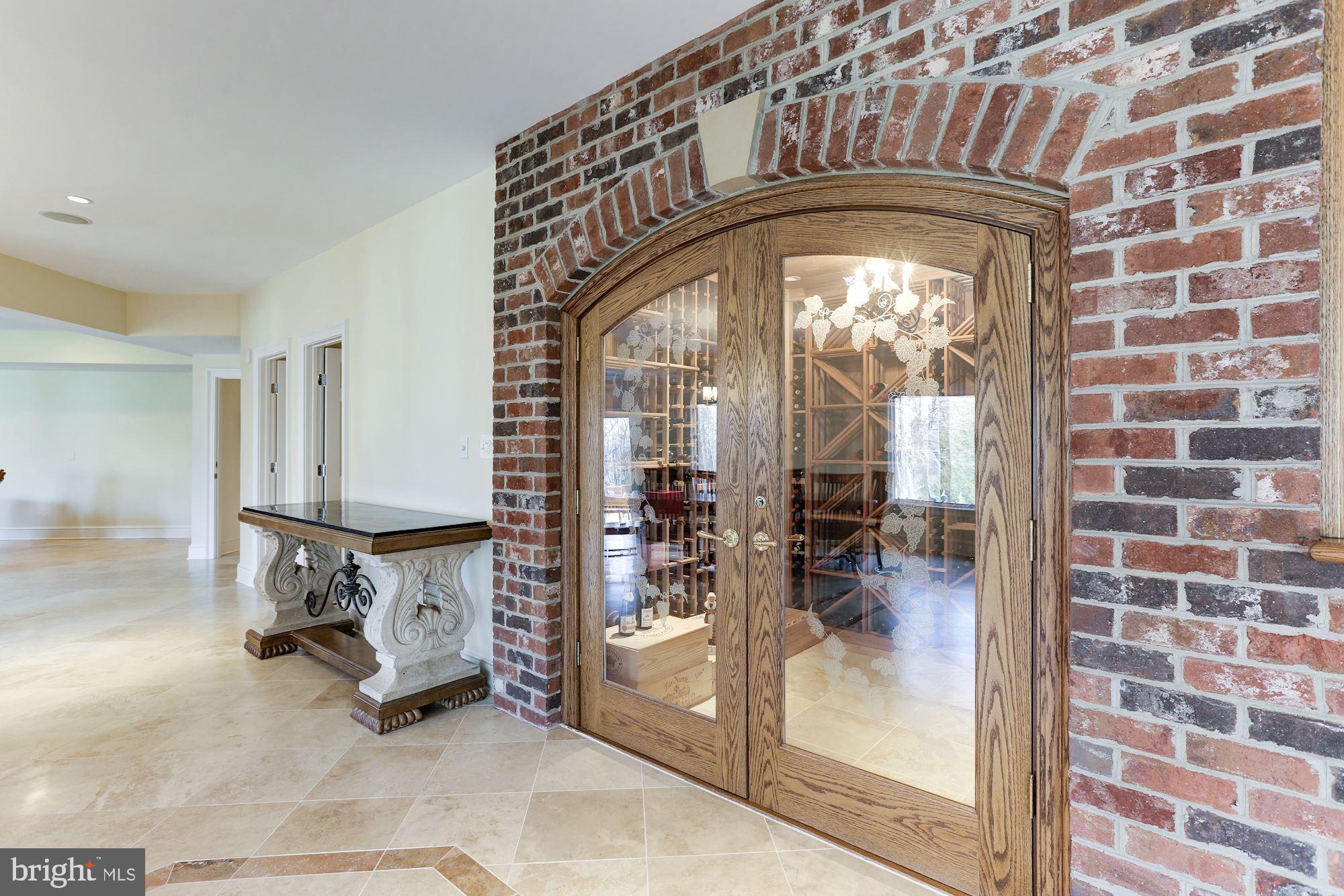 THREE SWALLOWS FARM - Residential