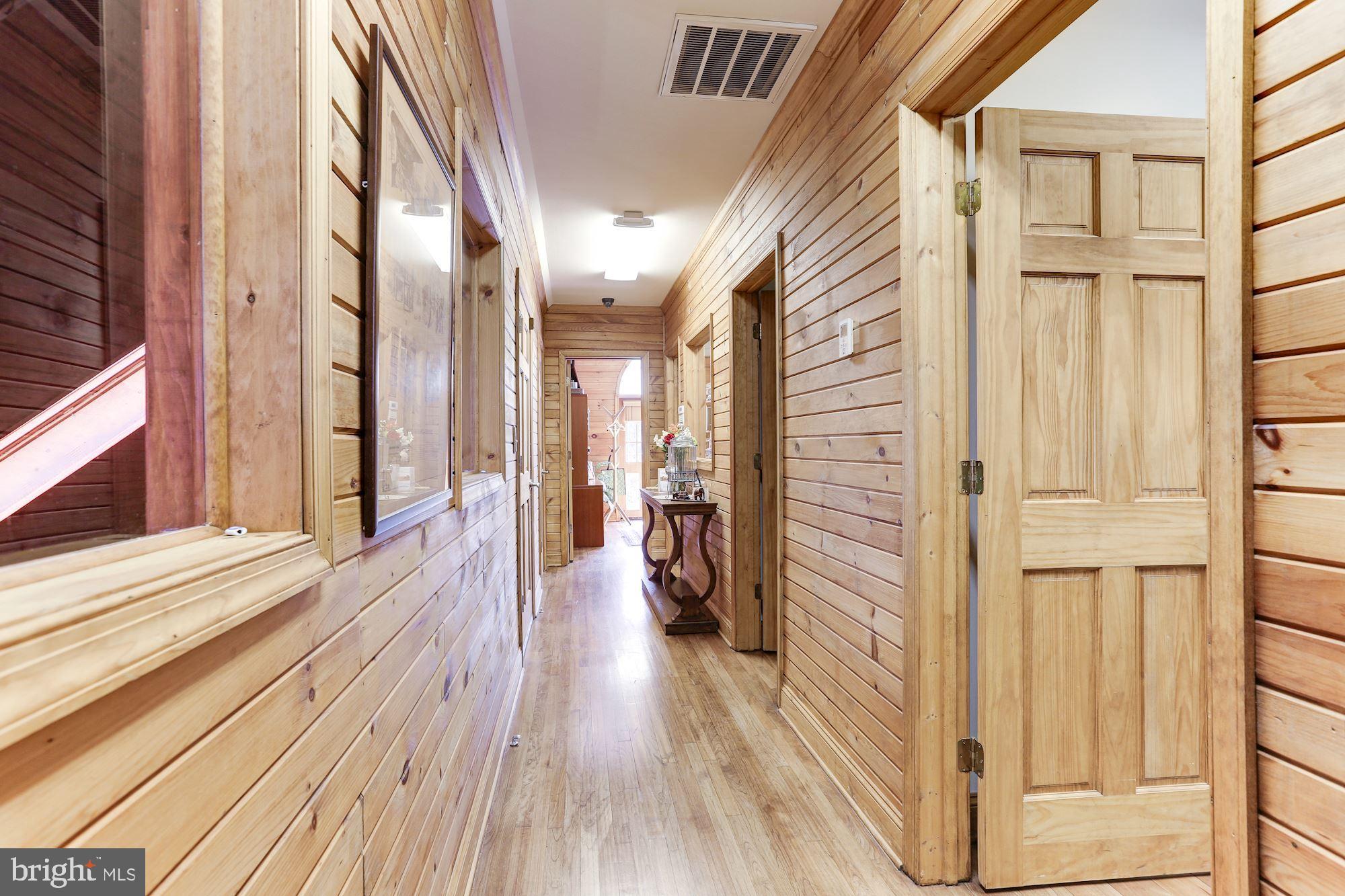 THREE SWALLOWS FARM - Residential