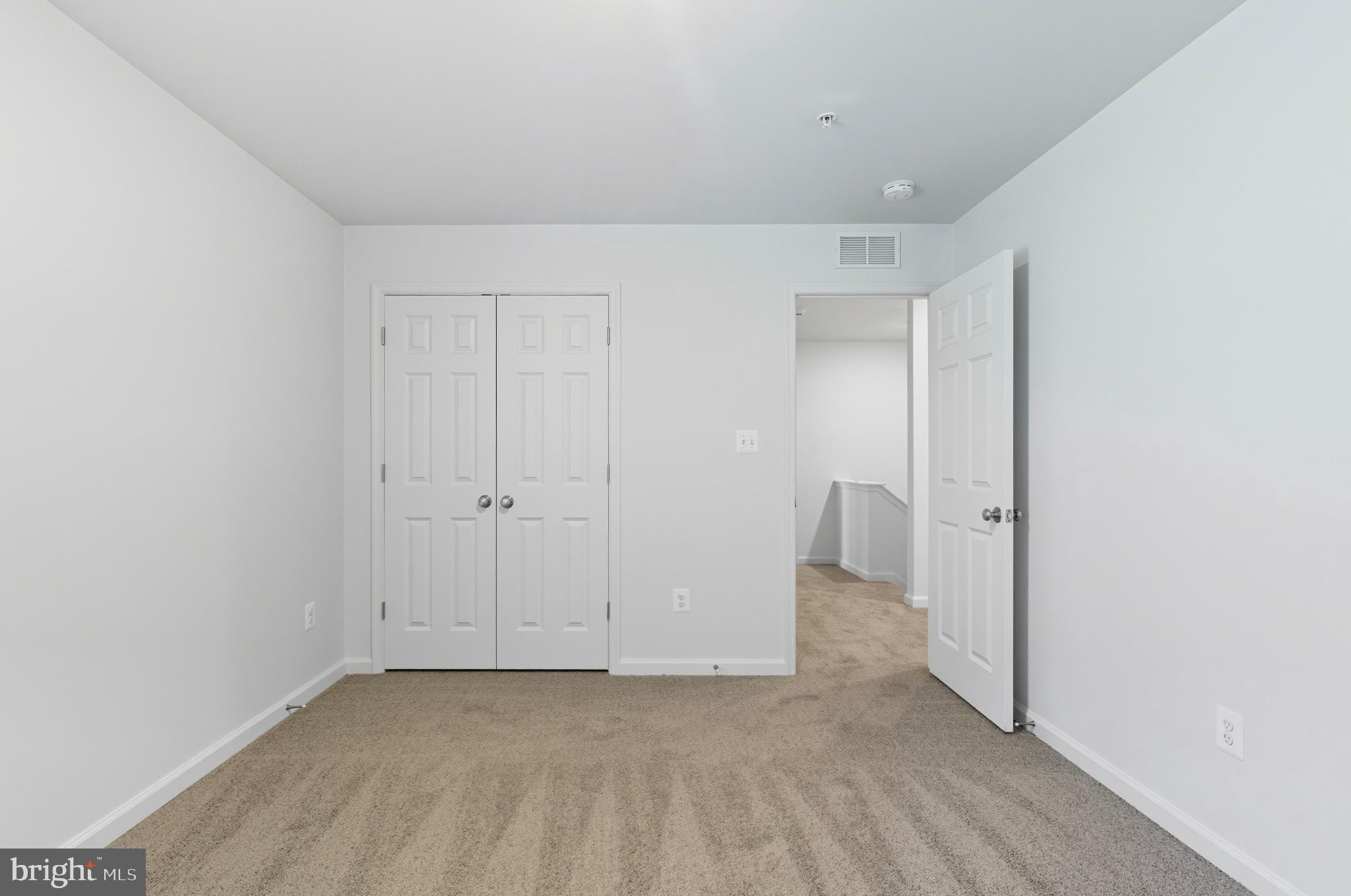 BOYERS RIDGE - Residential Lease