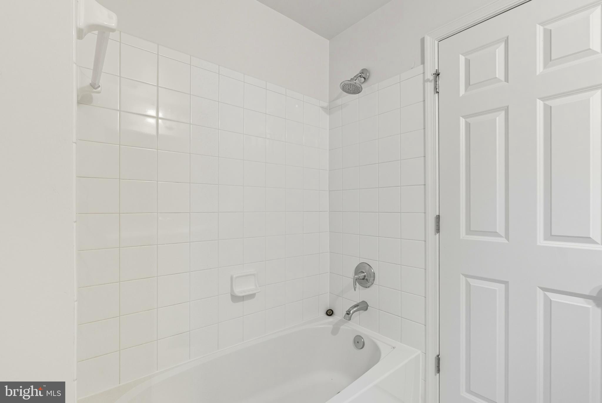 BOYERS RIDGE - Residential Lease