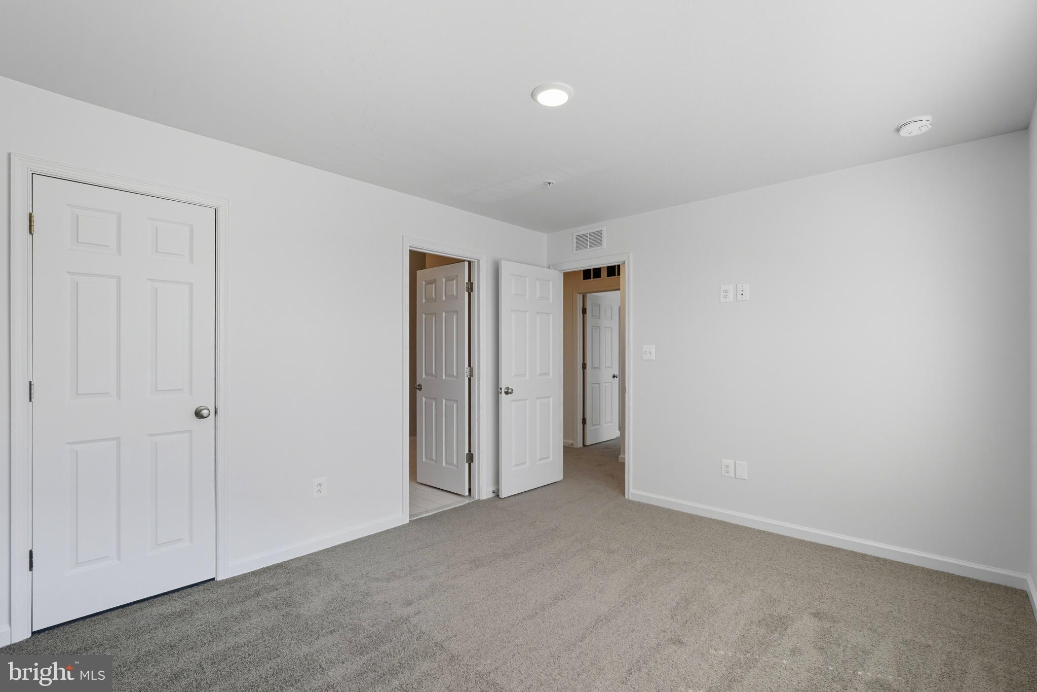 BOYERS RIDGE - Residential Lease