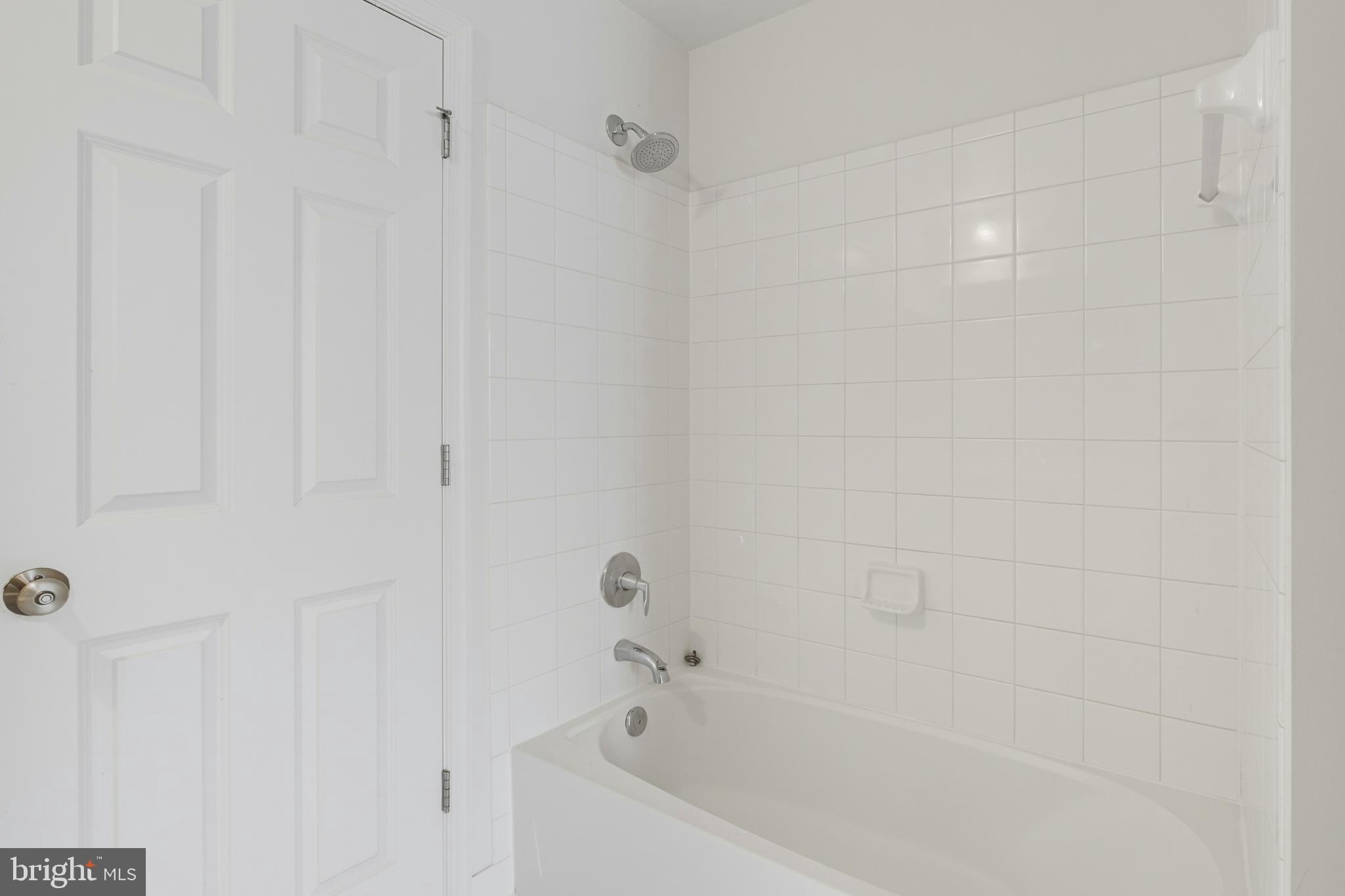 BOYERS RIDGE - Residential Lease