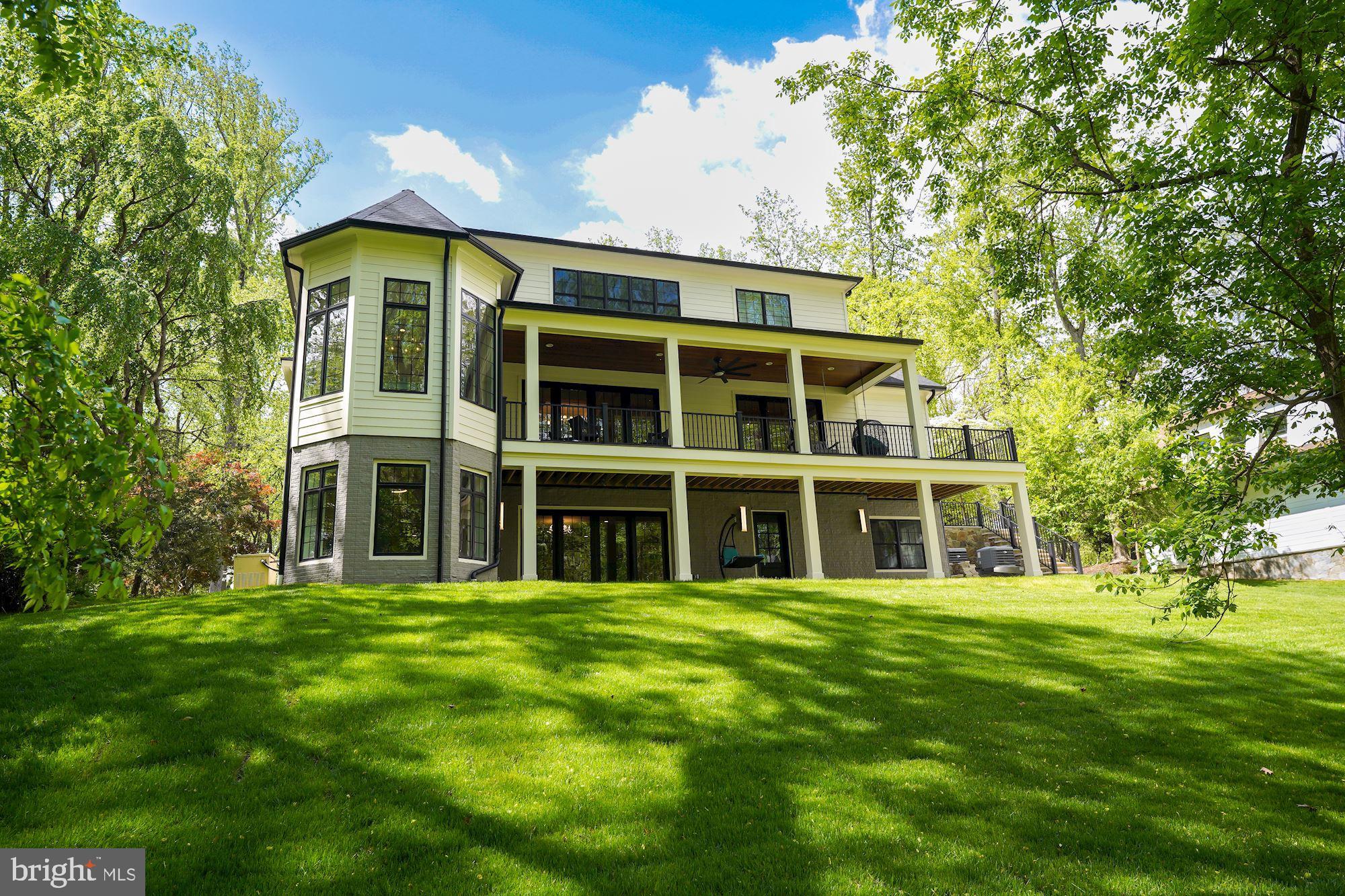 RIVER OAKS - Residential