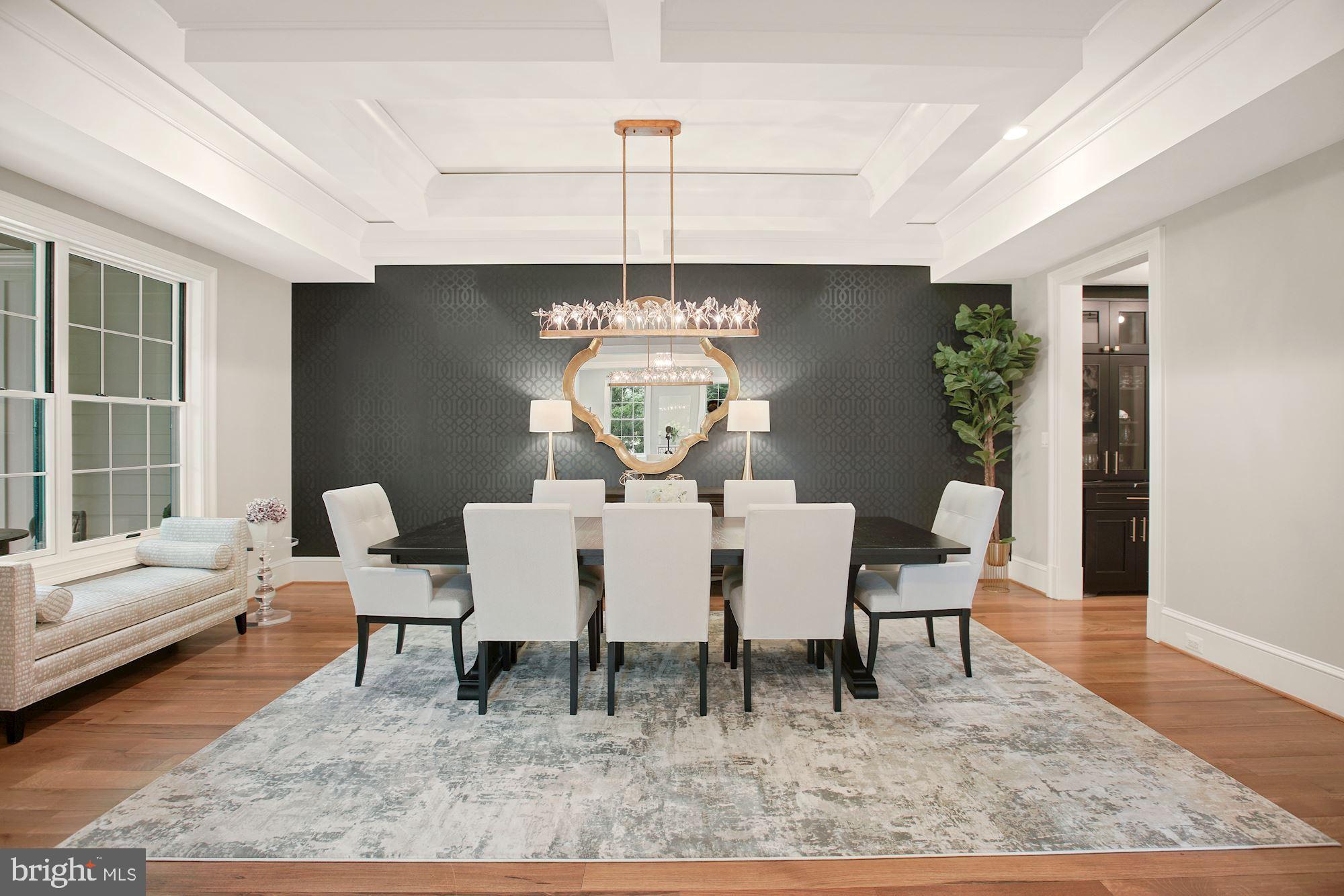 RIVER OAKS - Residential