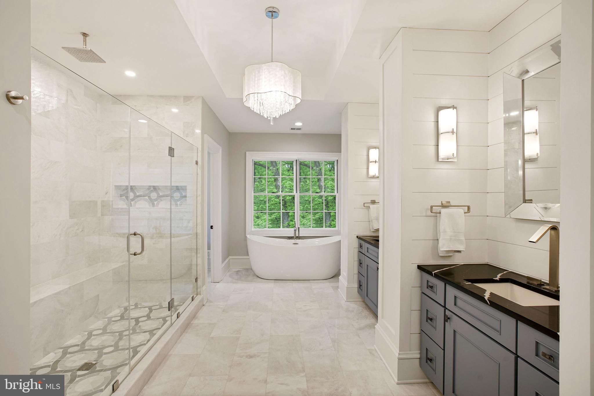 RIVER OAKS - Residential