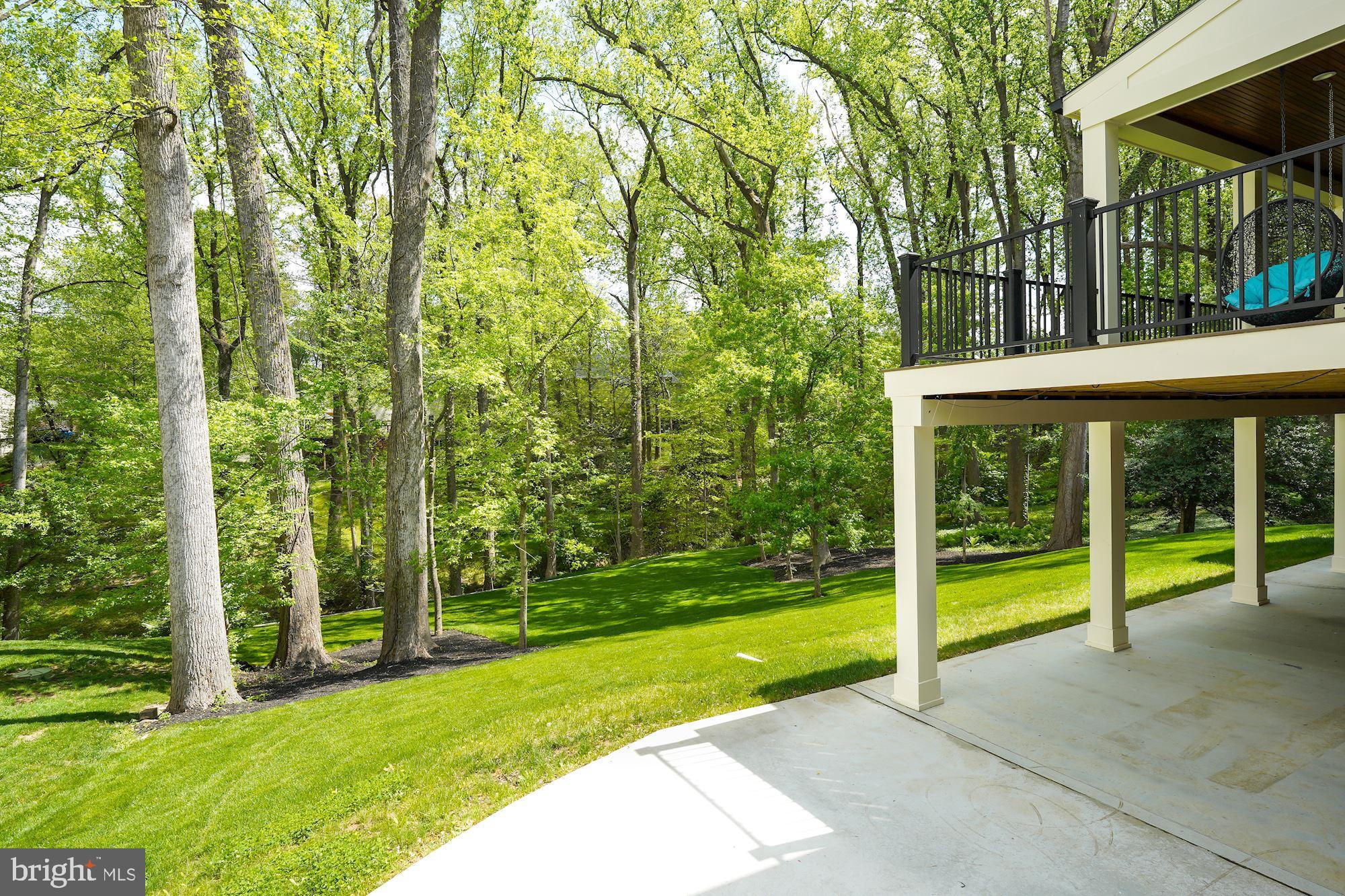 RIVER OAKS - Residential