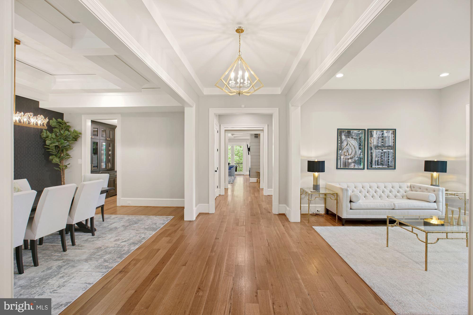 RIVER OAKS - Residential