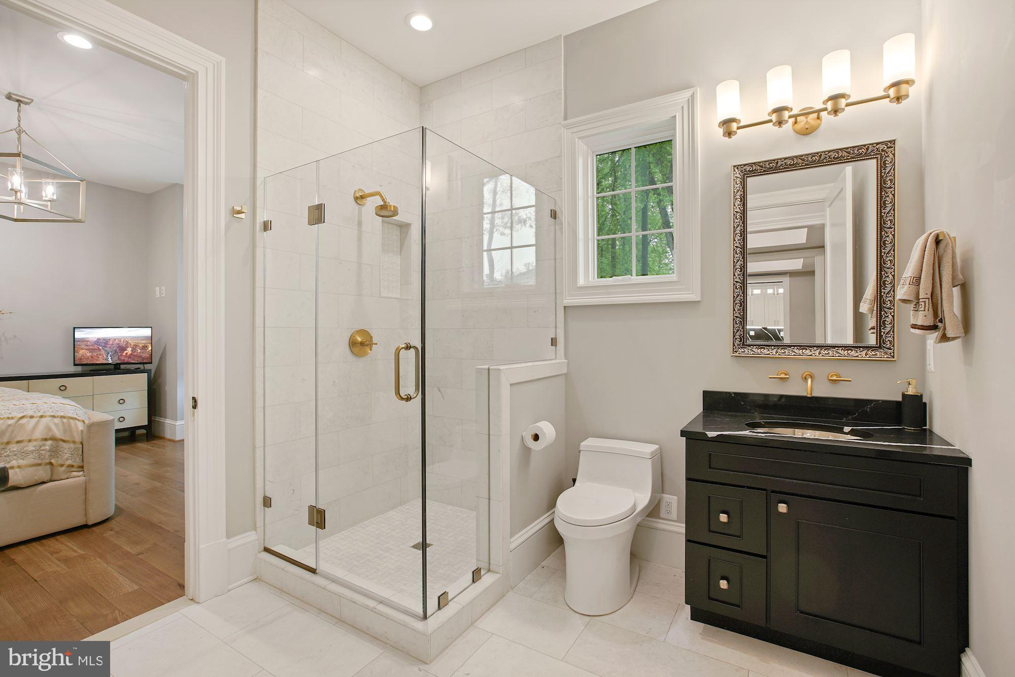 RIVER OAKS - Residential