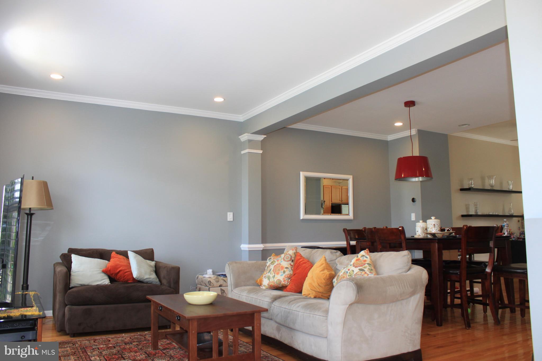 AUTUMN CHASE HUNT - Residential Lease