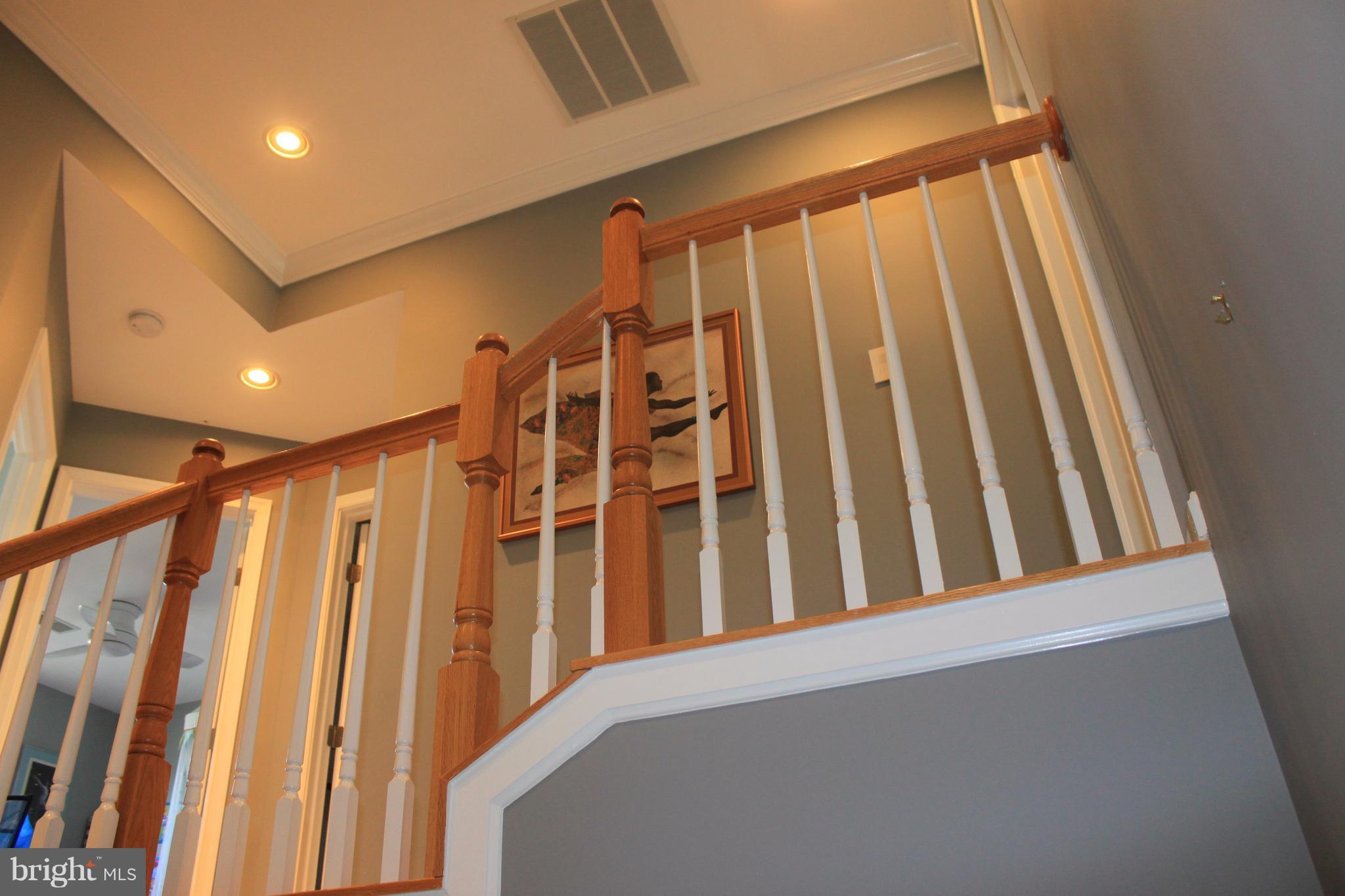 AUTUMN CHASE HUNT - Residential Lease