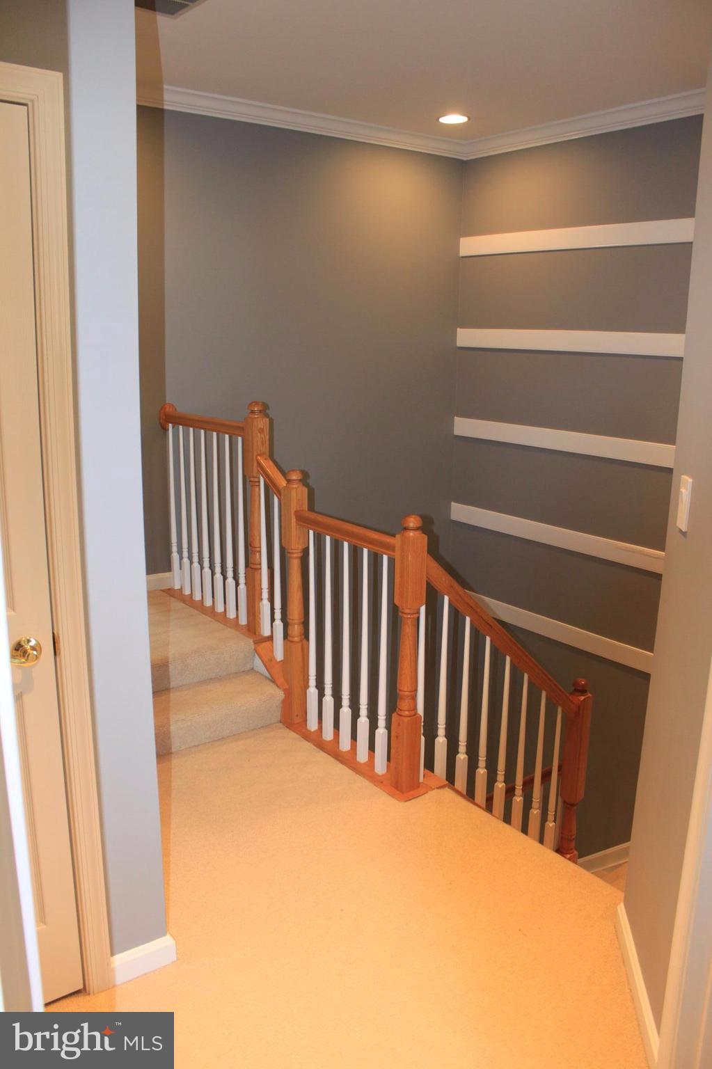 AUTUMN CHASE HUNT - Residential Lease