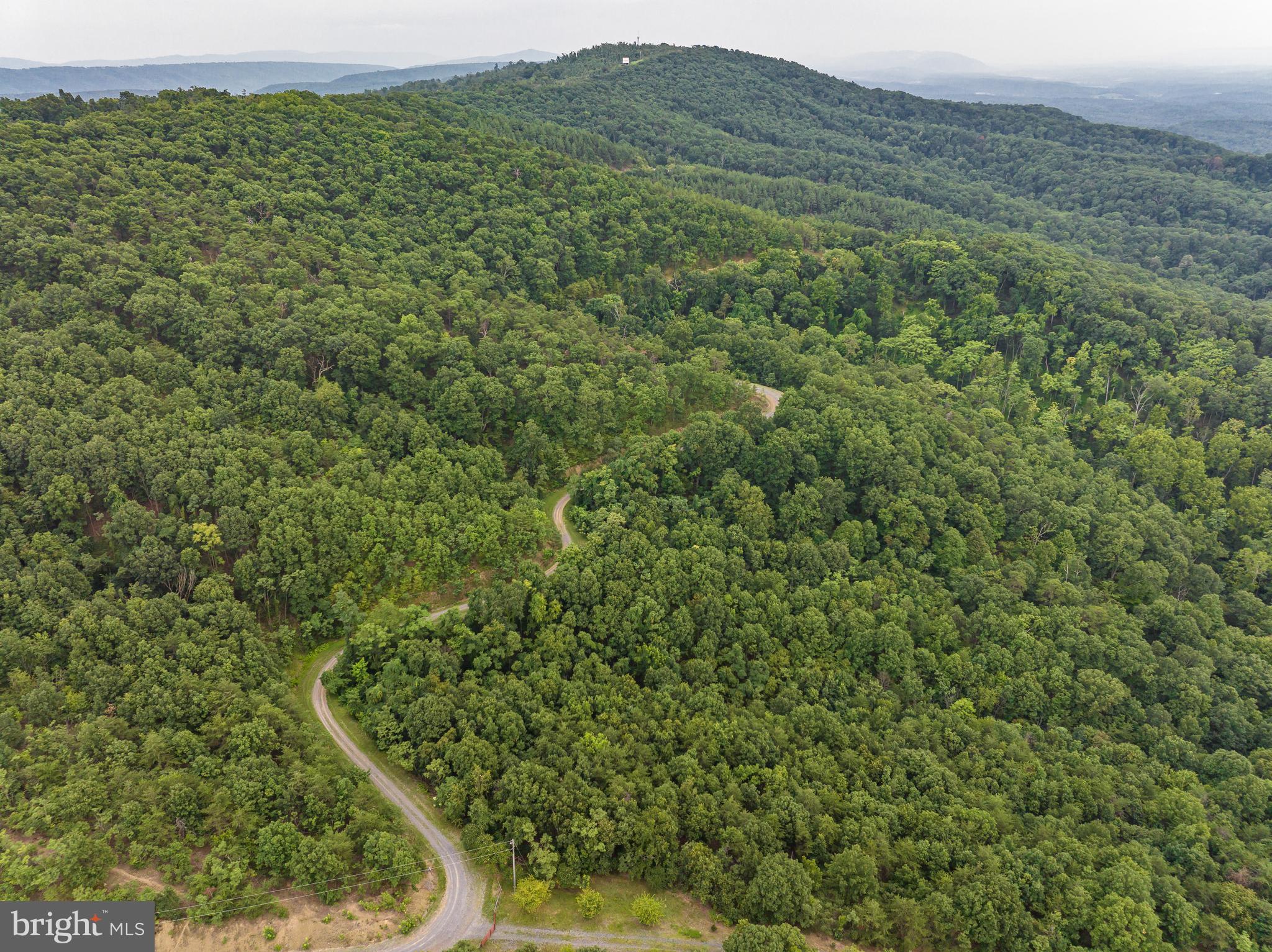 BLUFFS ON THE POTOMAC - Land