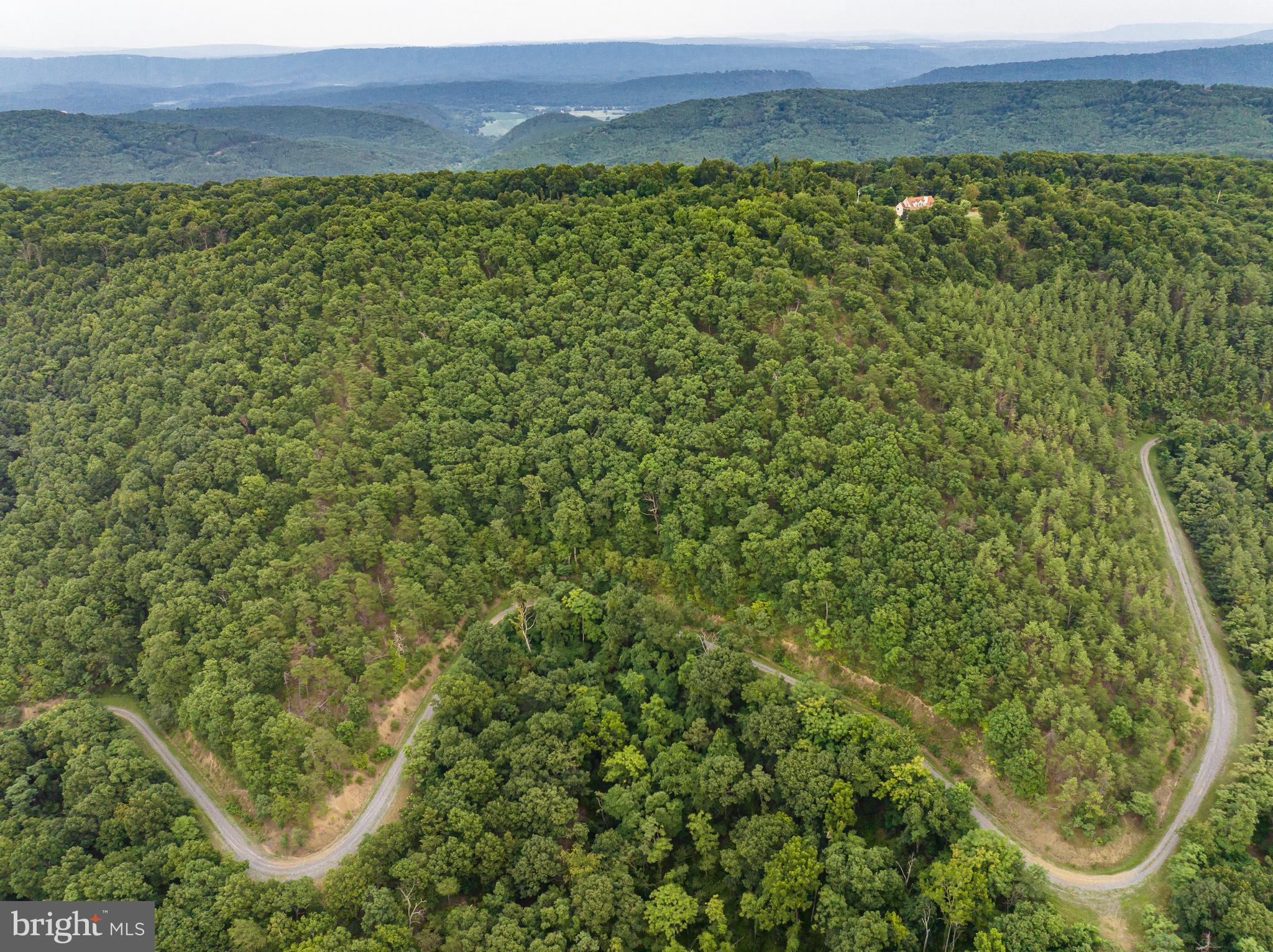 BLUFFS ON THE POTOMAC - Land