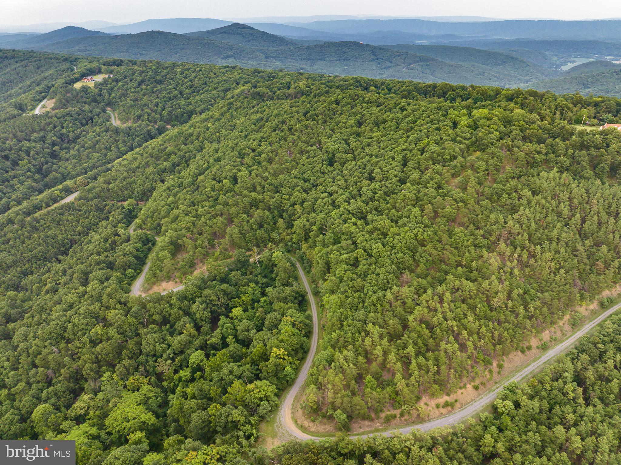 BLUFFS ON THE POTOMAC - Land