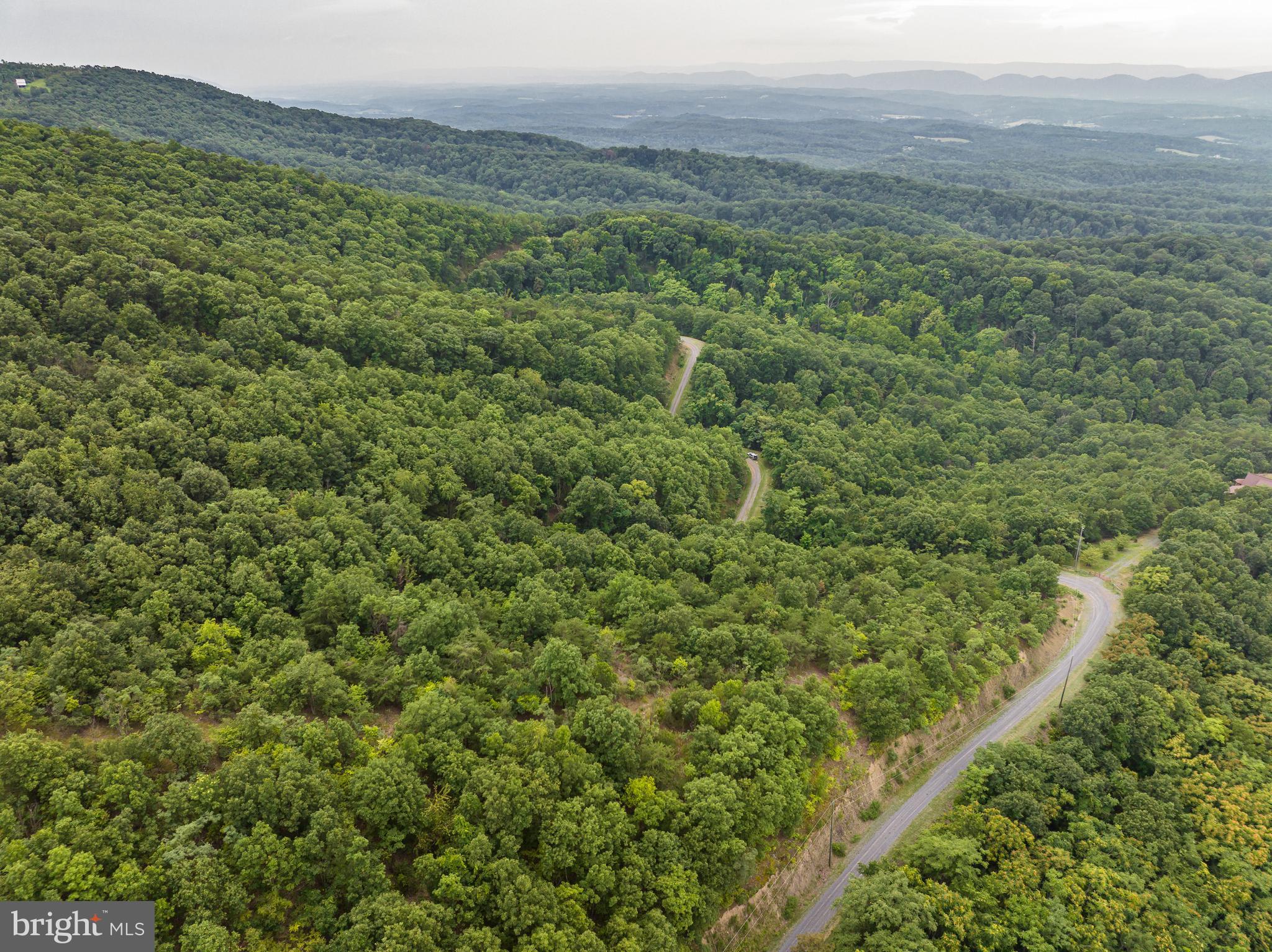 BLUFFS ON THE POTOMAC - Land