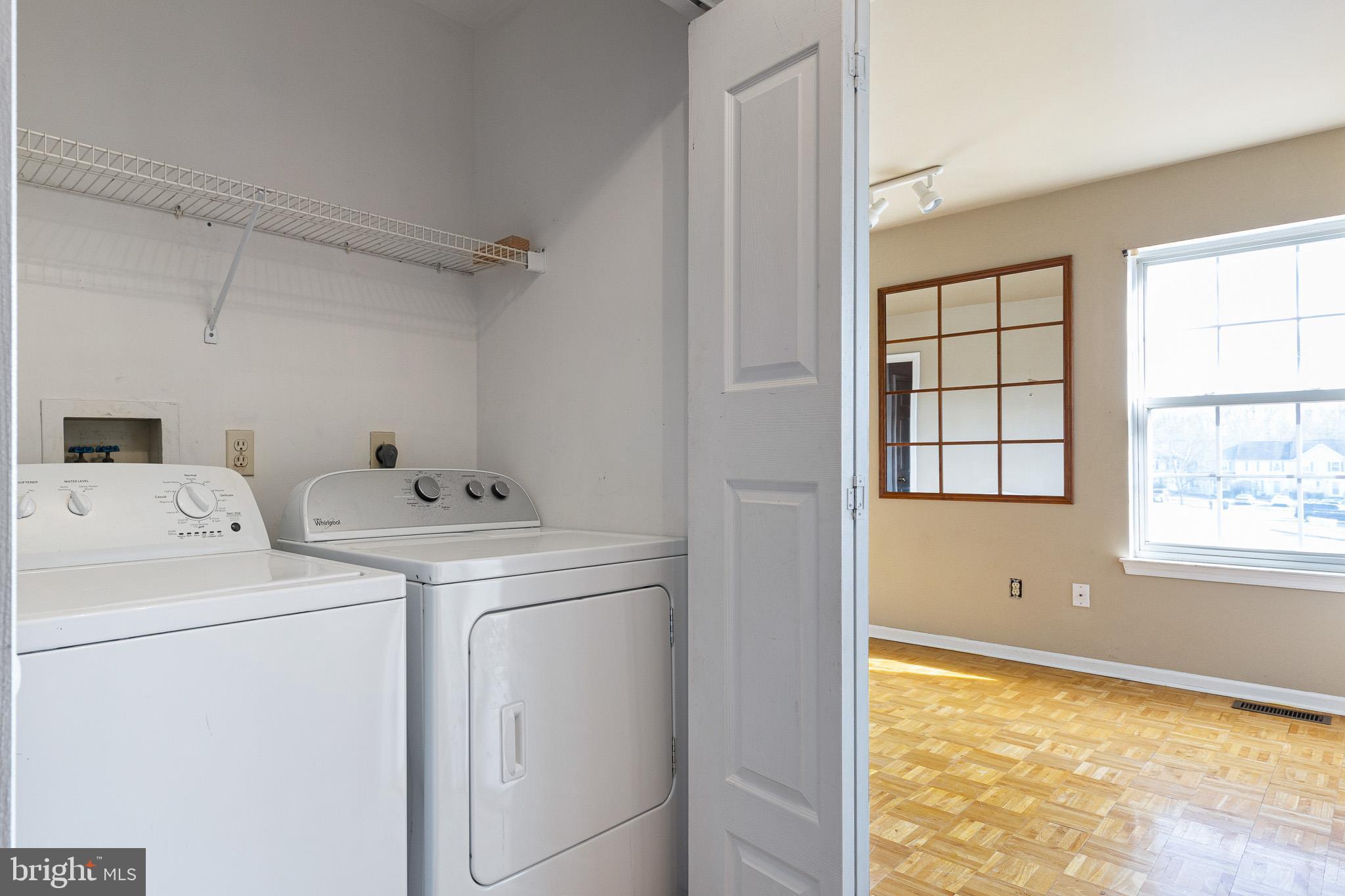 THE COURTS - Residential