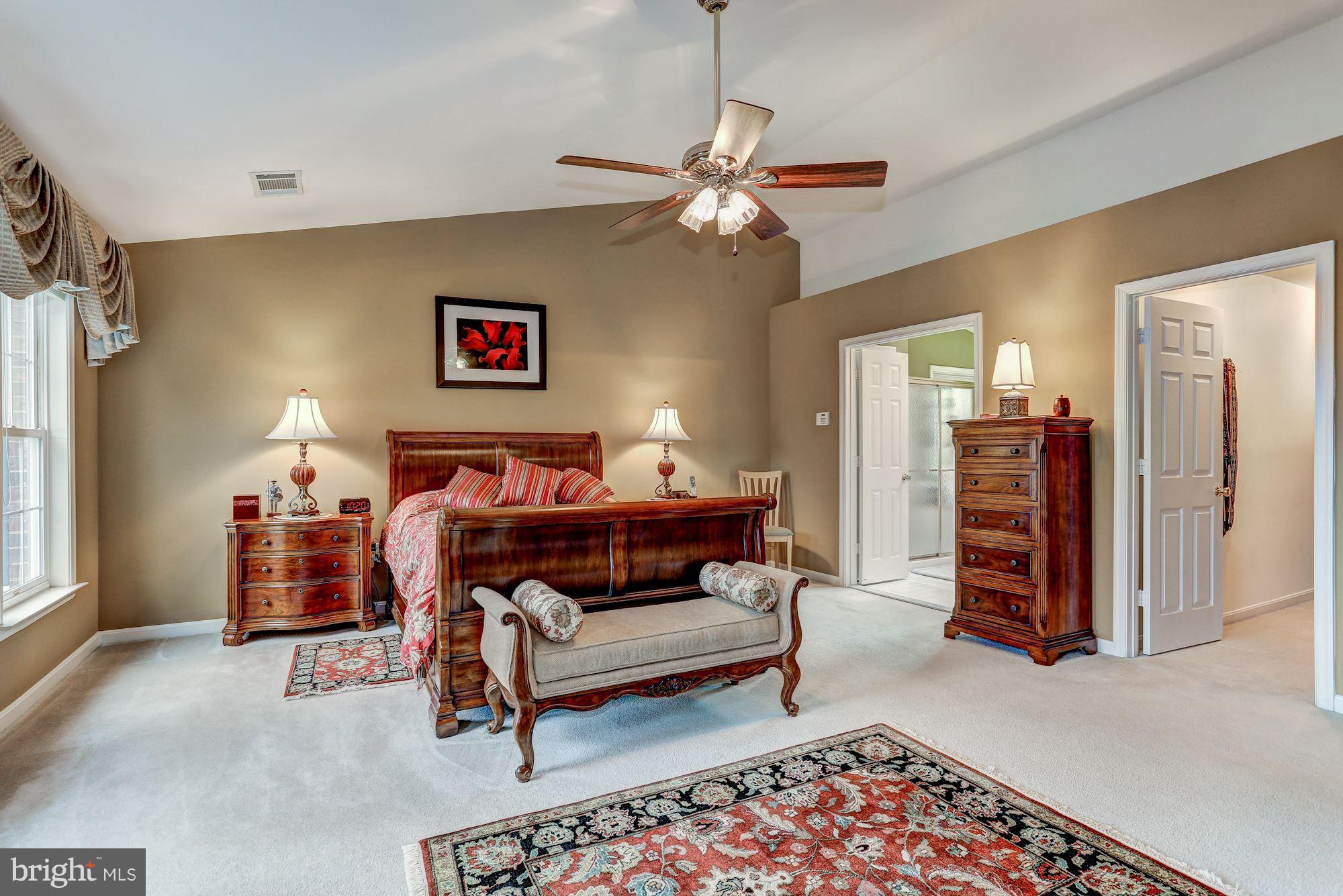 ASHBURN FARM - Residential