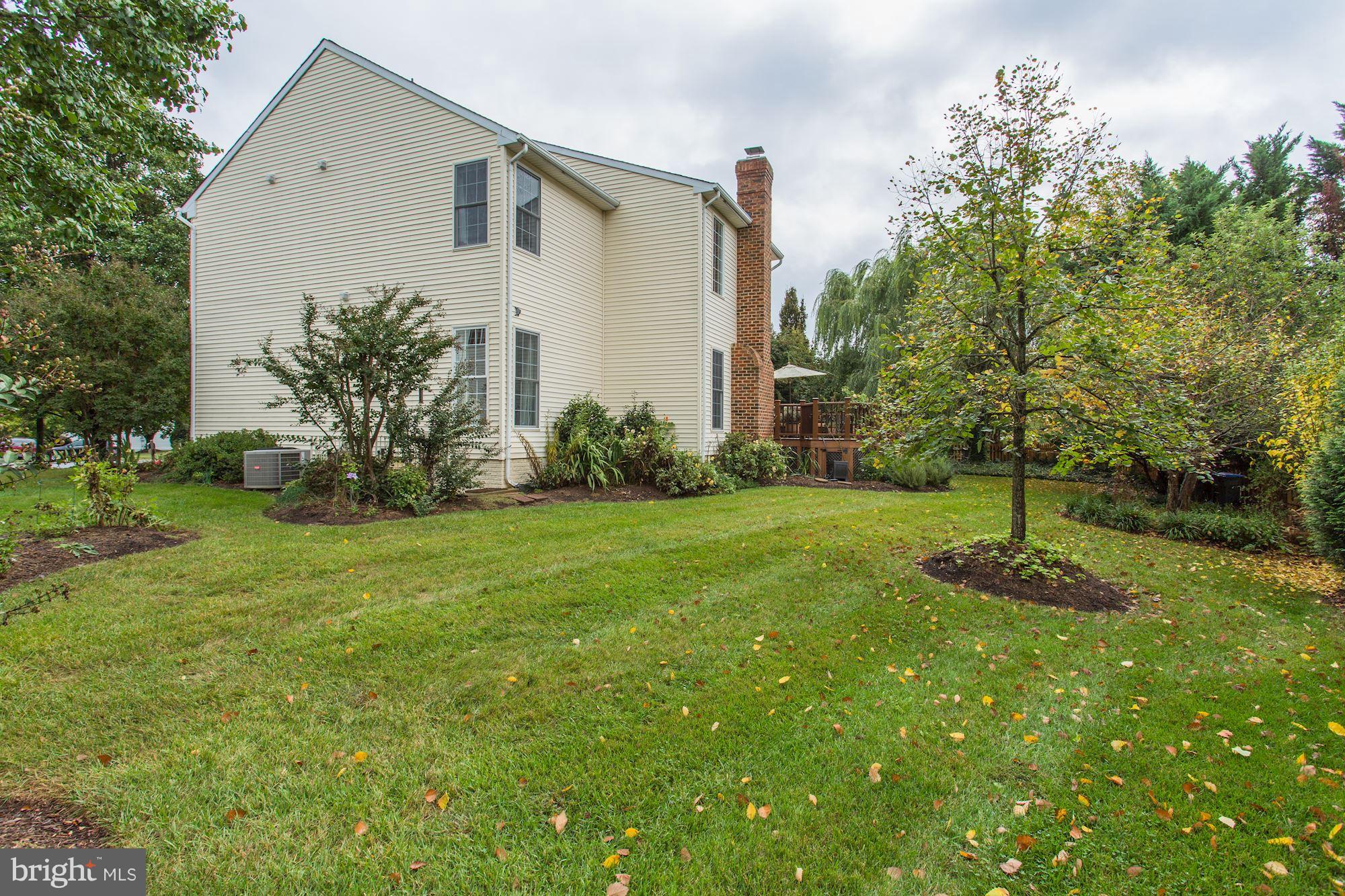 ASHBURN FARM - Residential