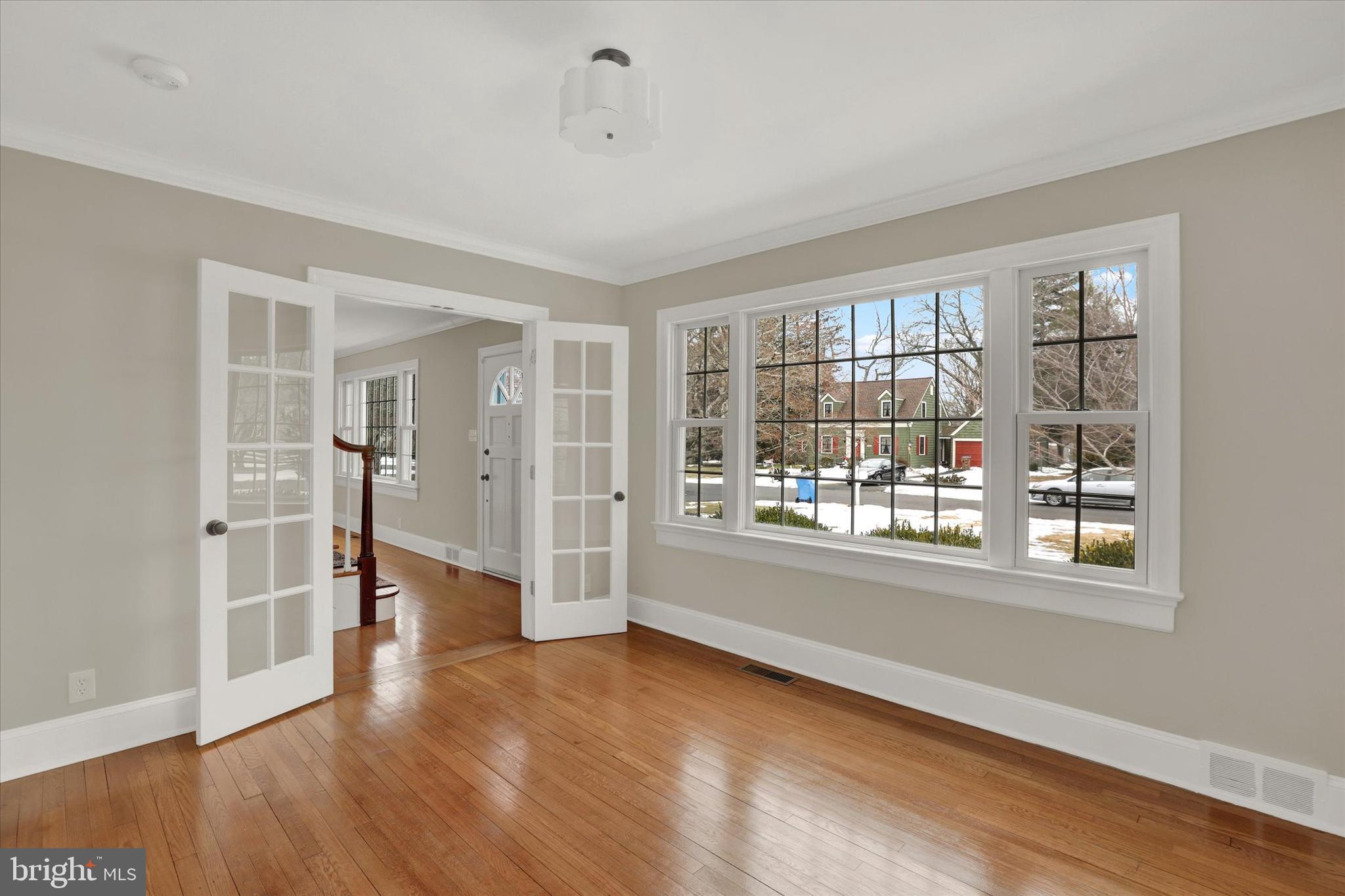 MAKEFIELD MANOR - Residential