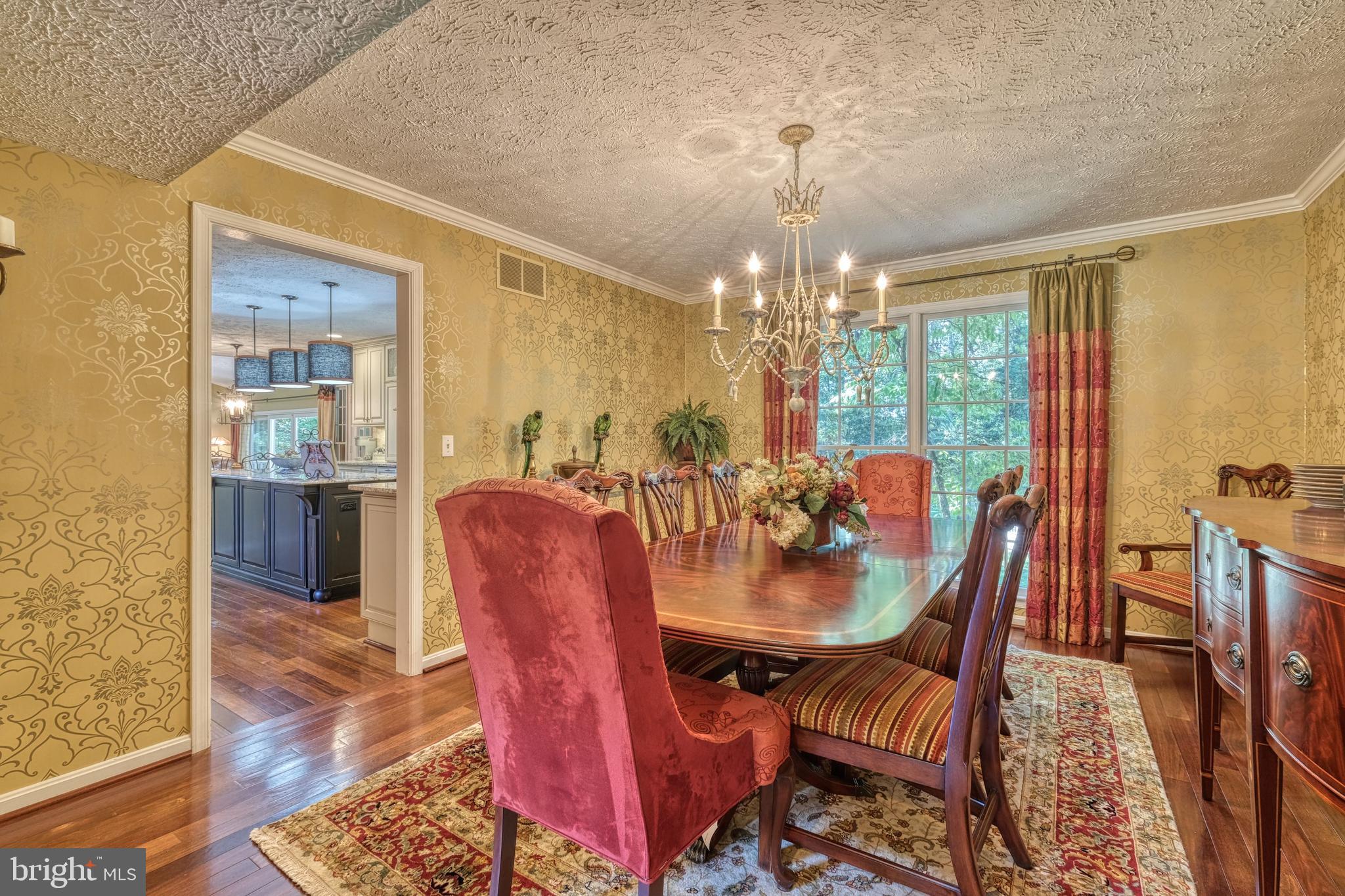 HAMPTON CHASE - Residential