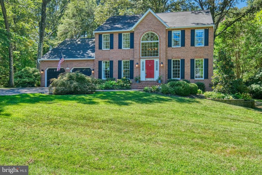 ARE YOU NOT ENTERTAINED!  Inground pool, cinema room, bar, and pool table room are just a few of this homes amazing amenities and we haven't even scratched the surface.  Large gourmet style kitchen with oversized island will bring out your inner chef.  With 4 bedrooms, 3.5 bathrooms, and over 3600sq ft of finished space the home has more than enough room for entertaining or if you prefer, silence!