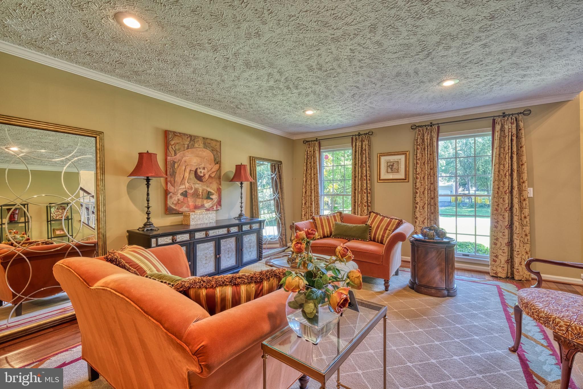 HAMPTON CHASE - Residential