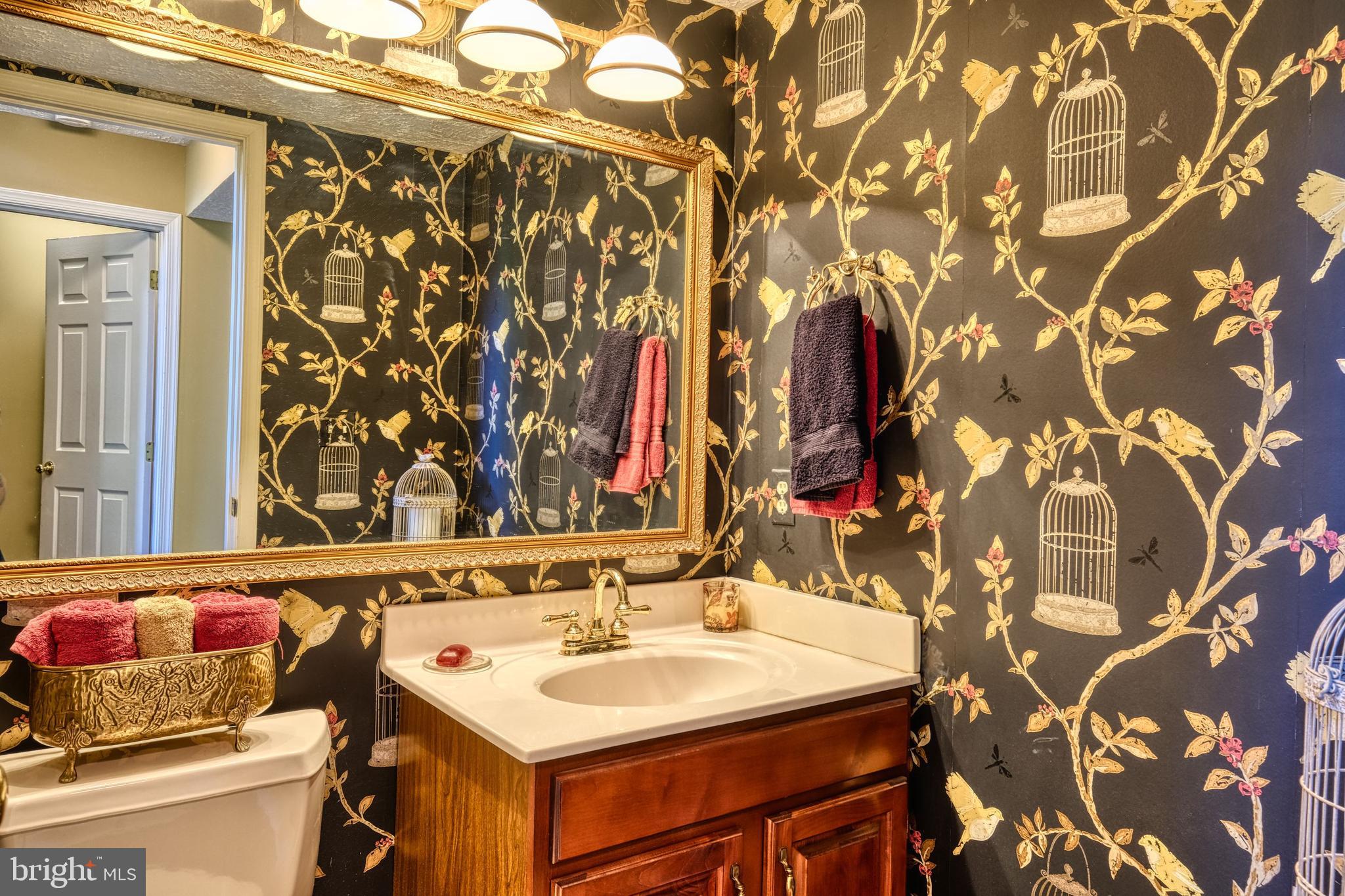 HAMPTON CHASE - Residential