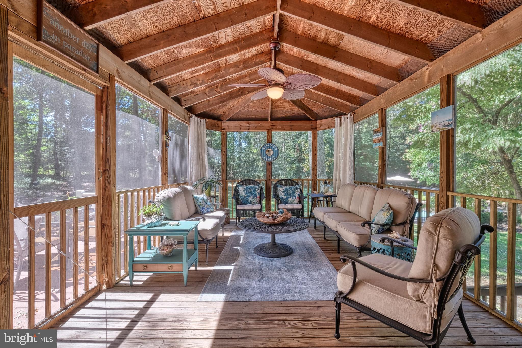 HAMPTON CHASE - Residential