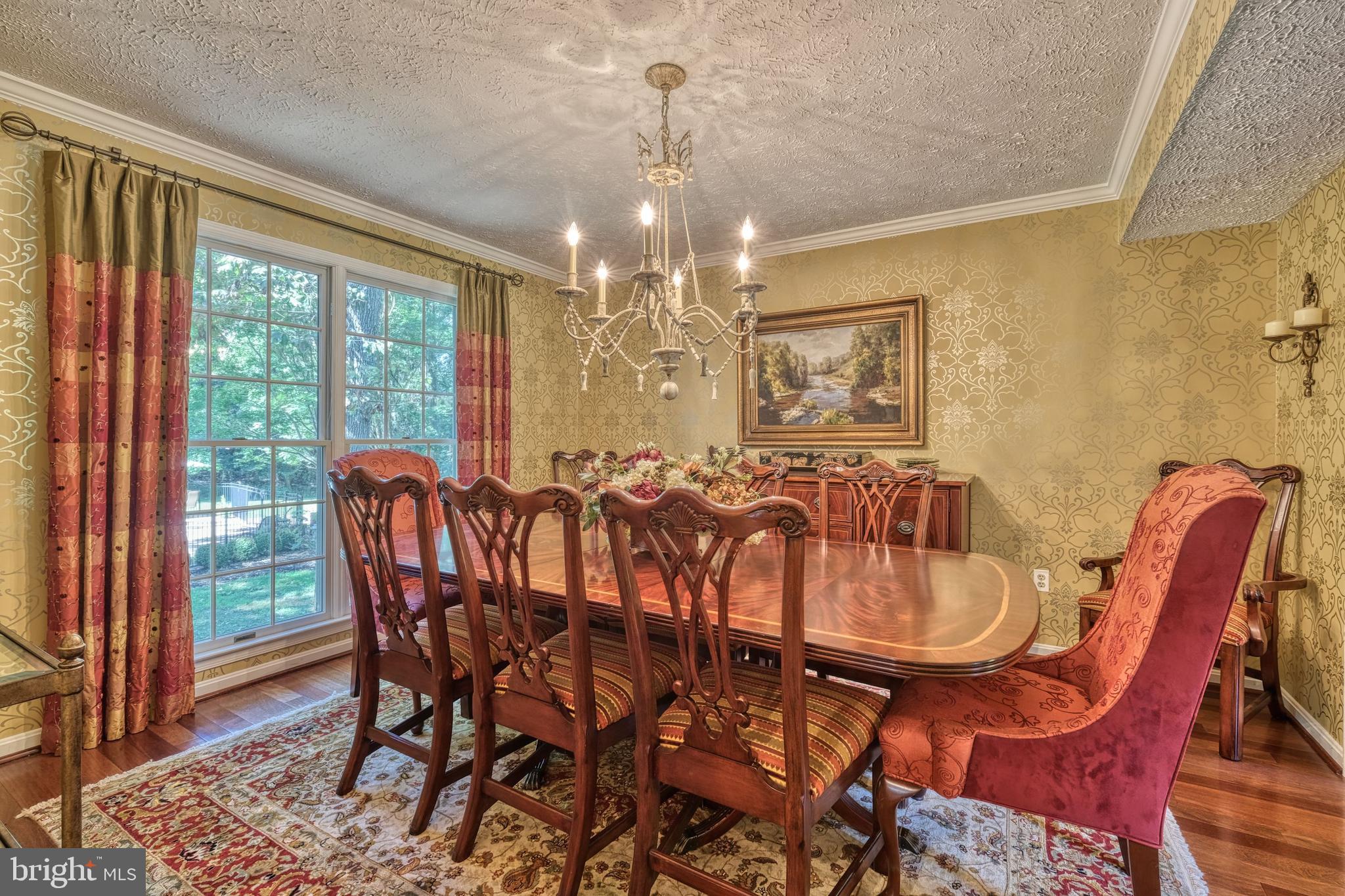 HAMPTON CHASE - Residential