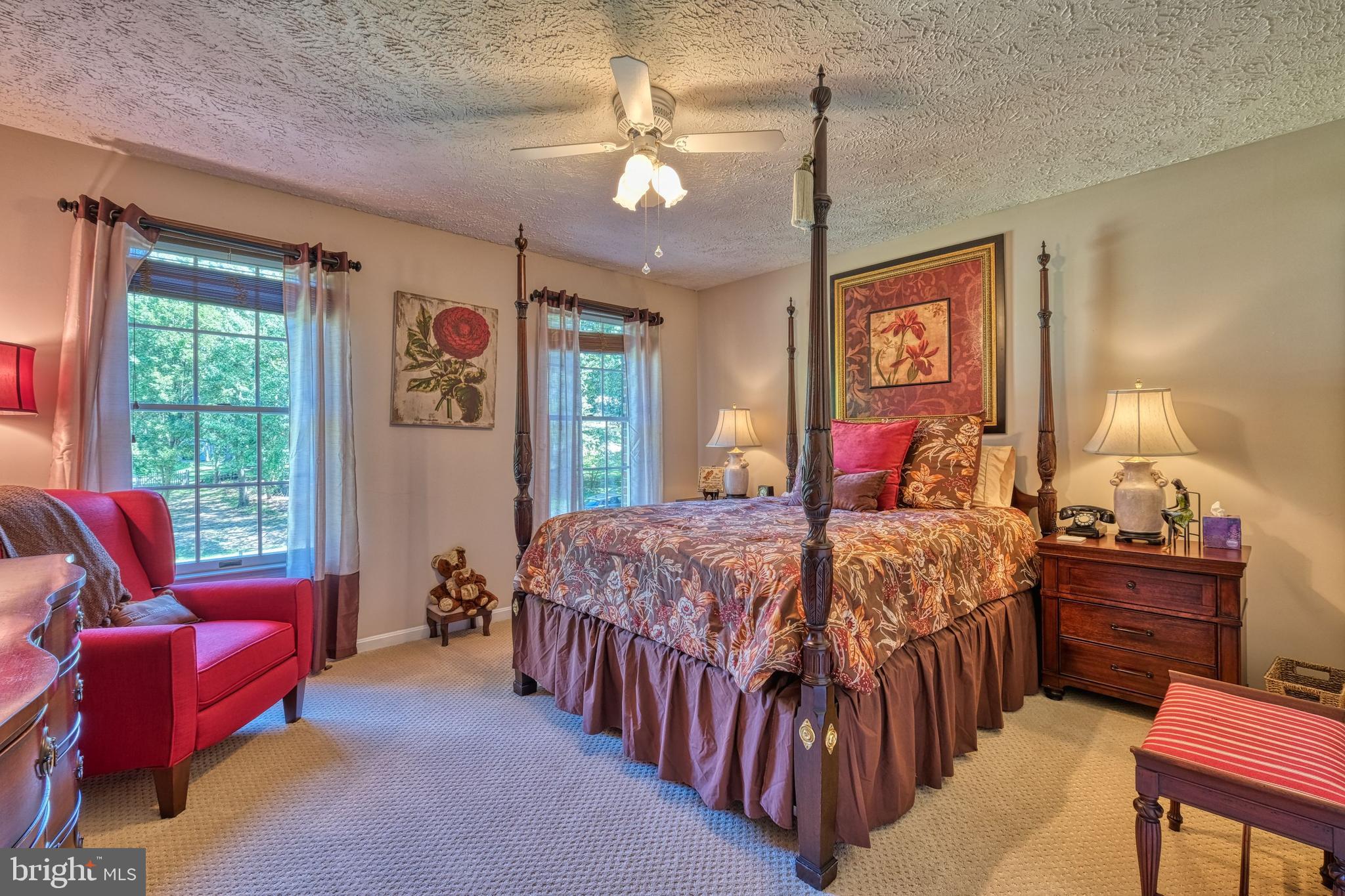 HAMPTON CHASE - Residential