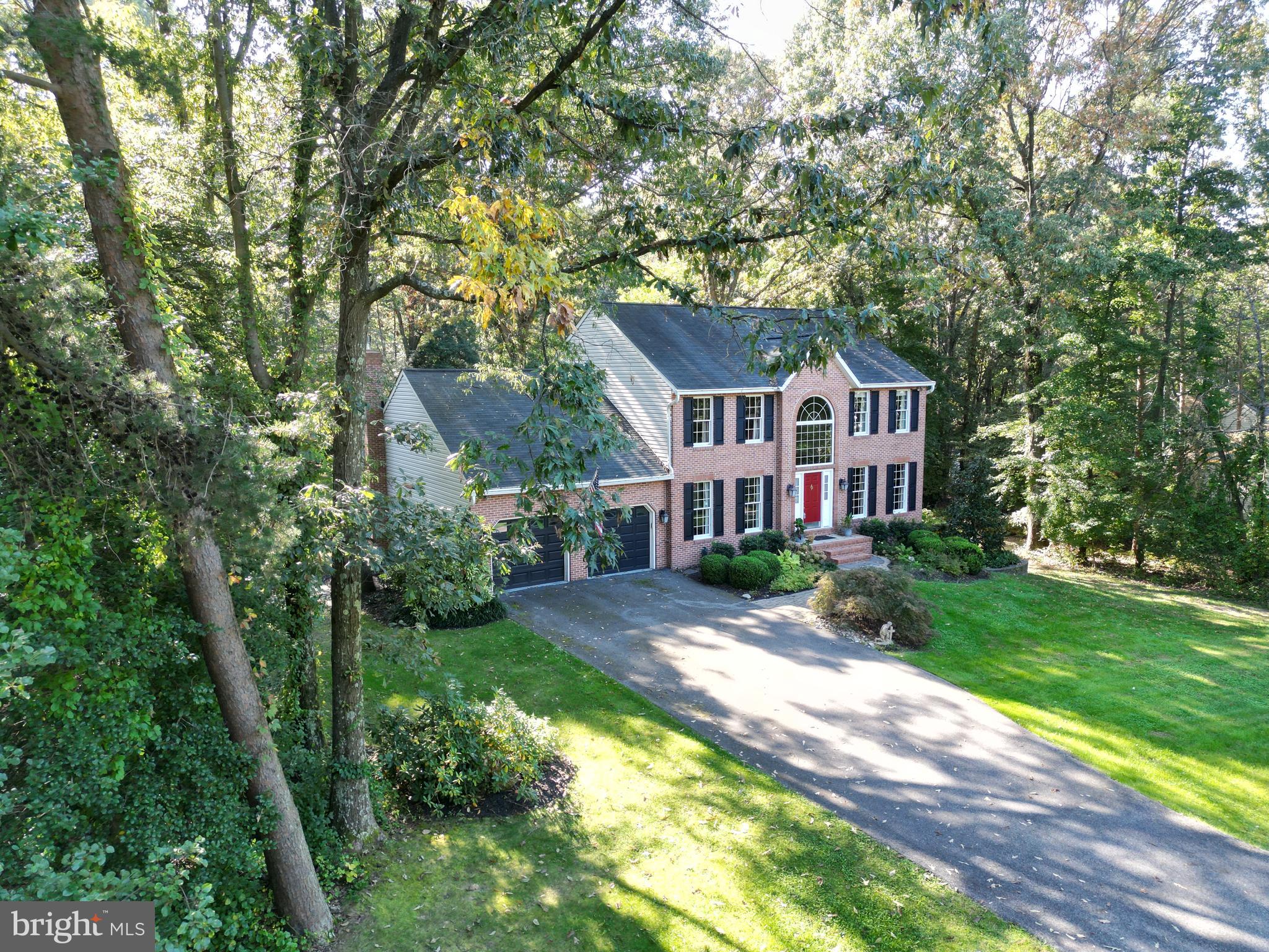 HAMPTON CHASE - Residential