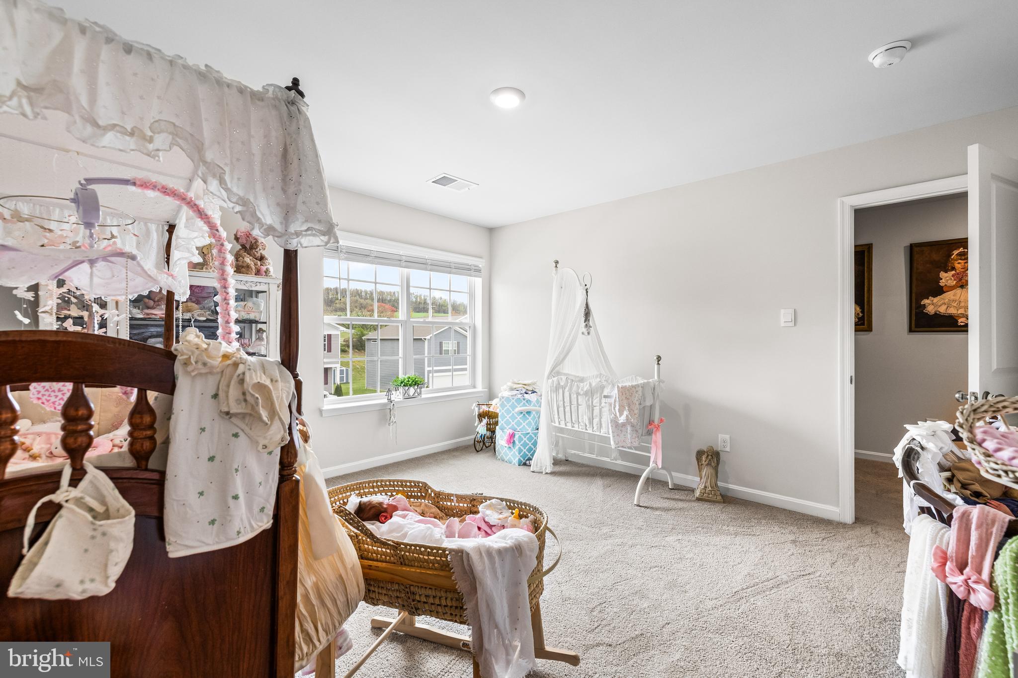 HILLS AT VALLEY VIEW - Residential