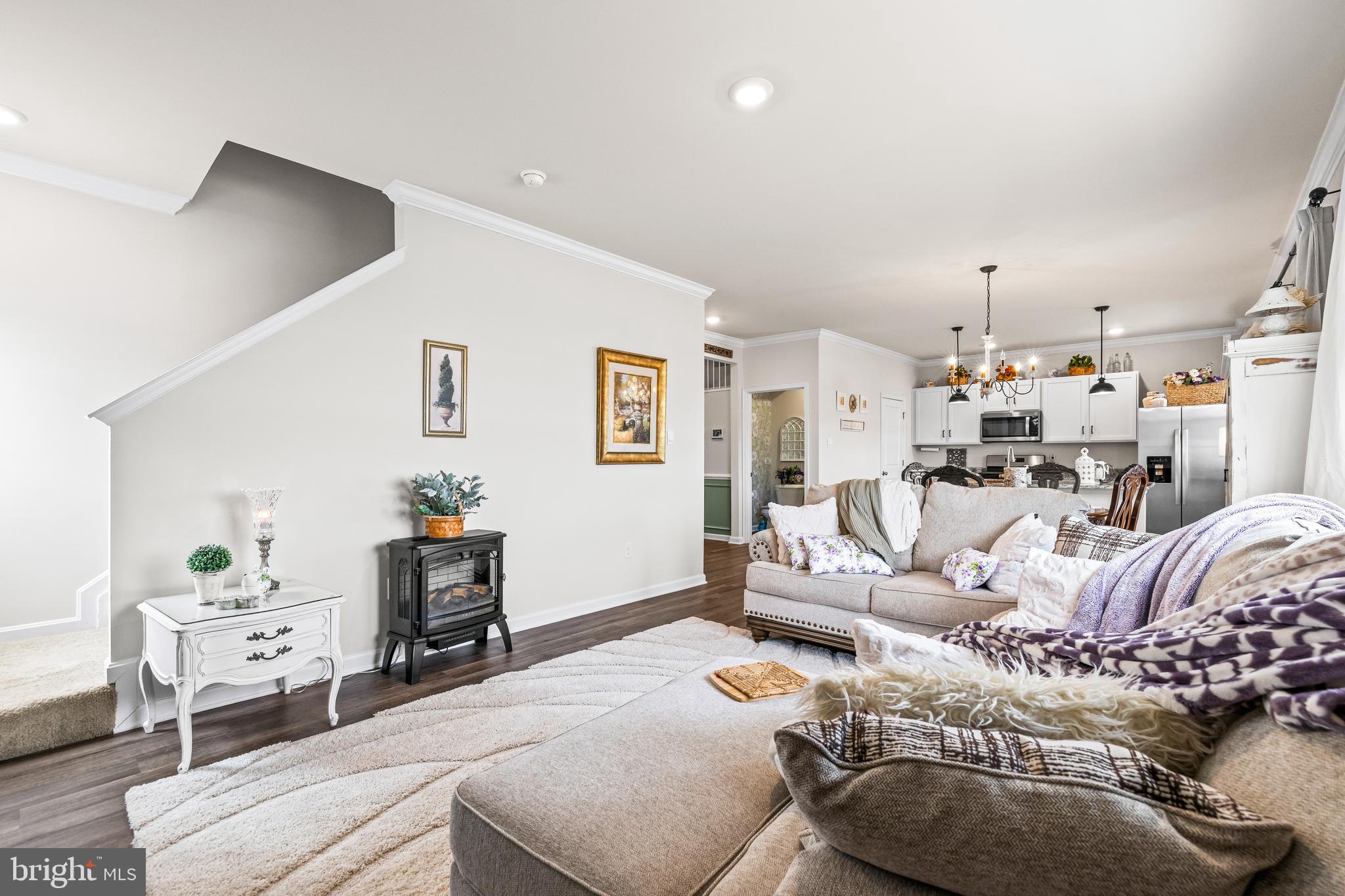 HILLS AT VALLEY VIEW - Residential