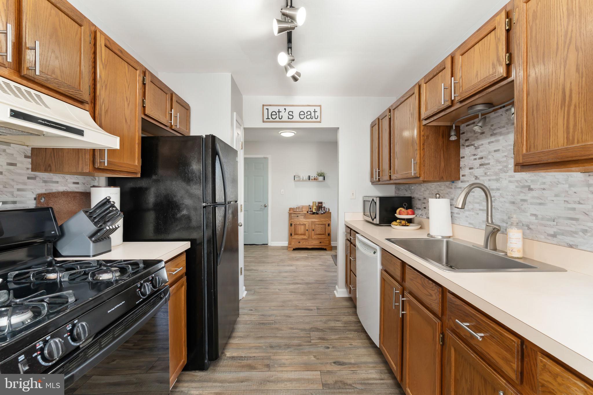 ENCHANTED WOODS - Residential