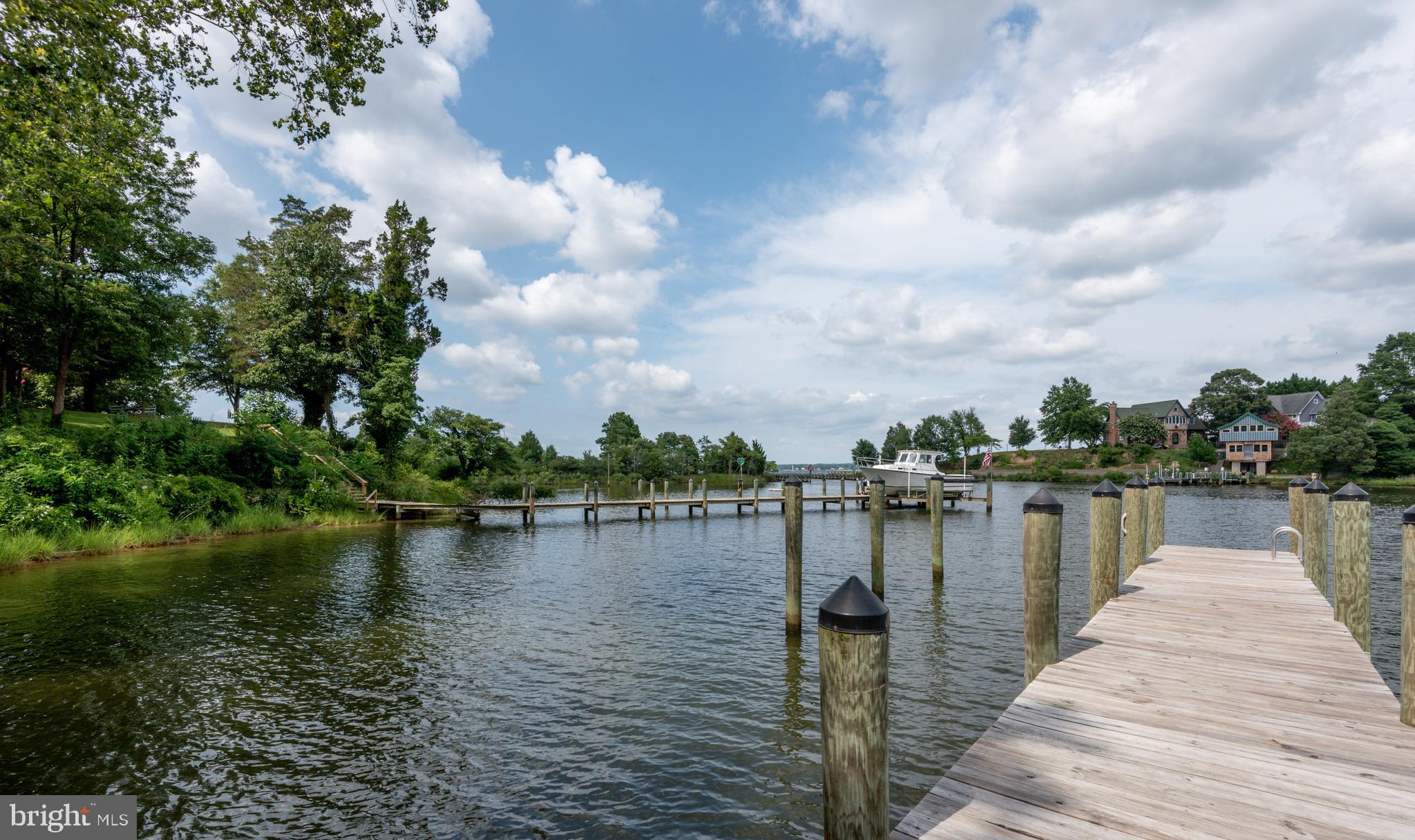 KINGSTON CREEK - Residential
