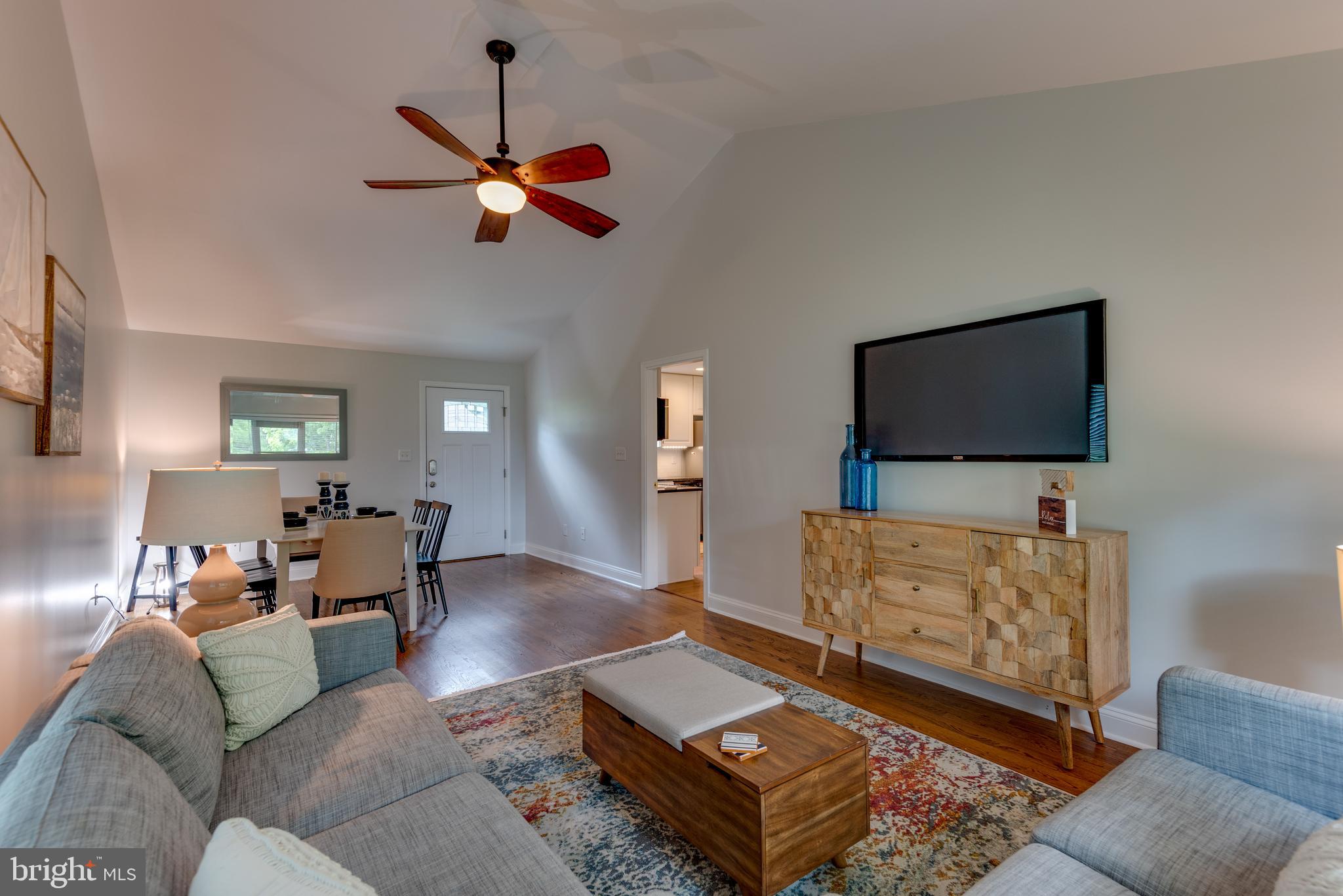 KINGSTON CREEK - Residential