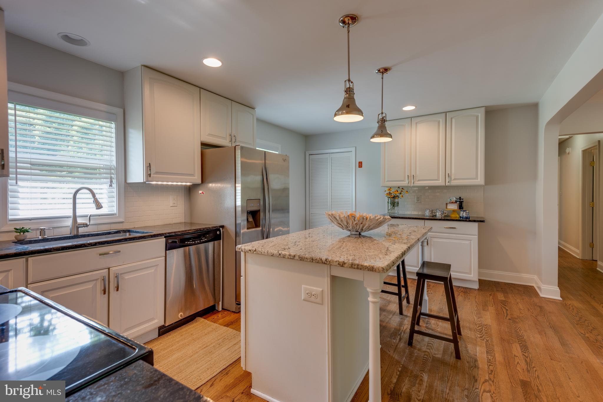 KINGSTON CREEK - Residential