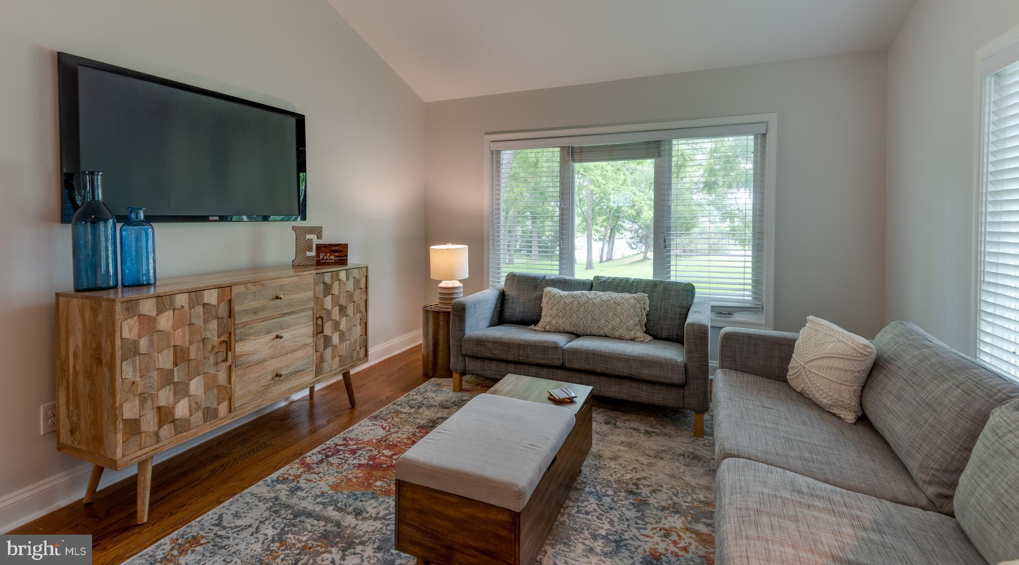 KINGSTON CREEK - Residential