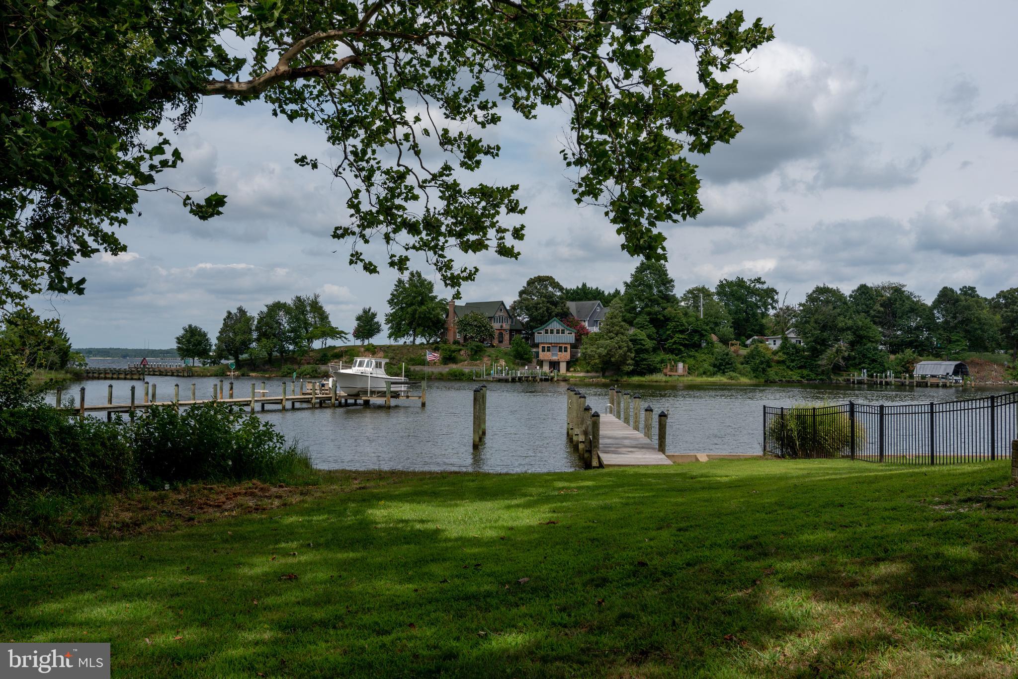 KINGSTON CREEK - Residential