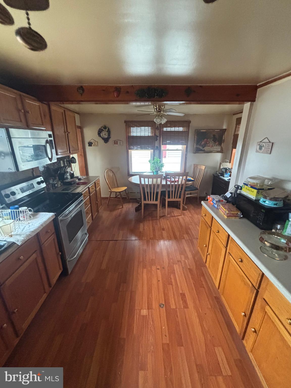 526 BAINBRIDGE AVENUE