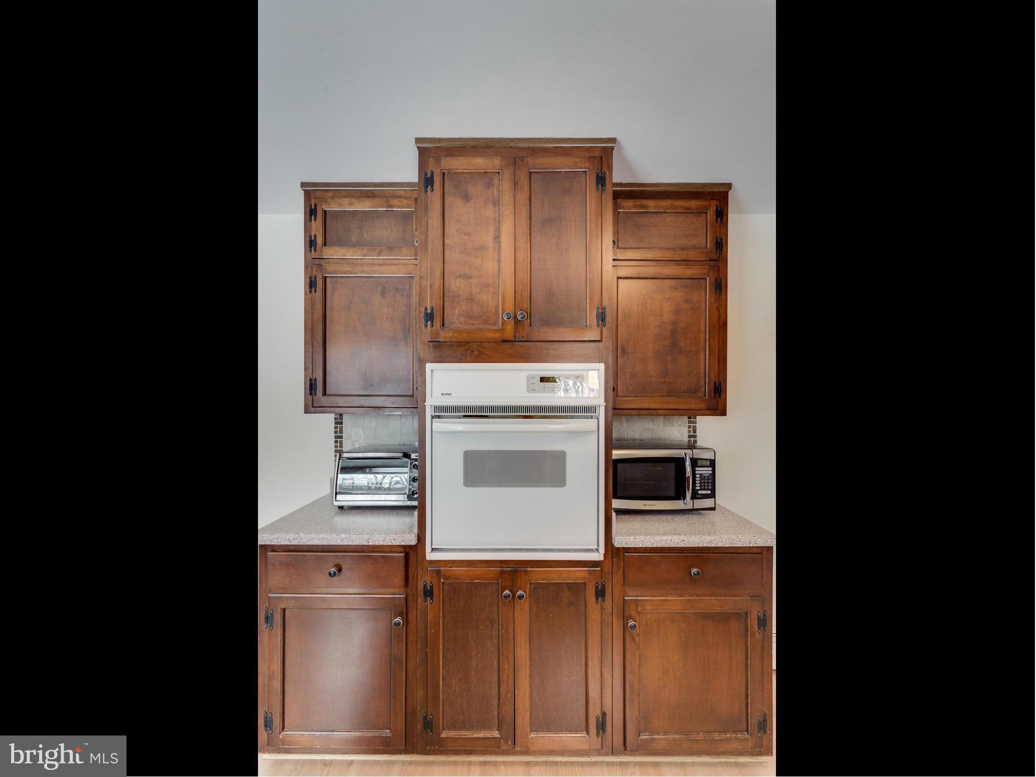 CLIFTON - Residential