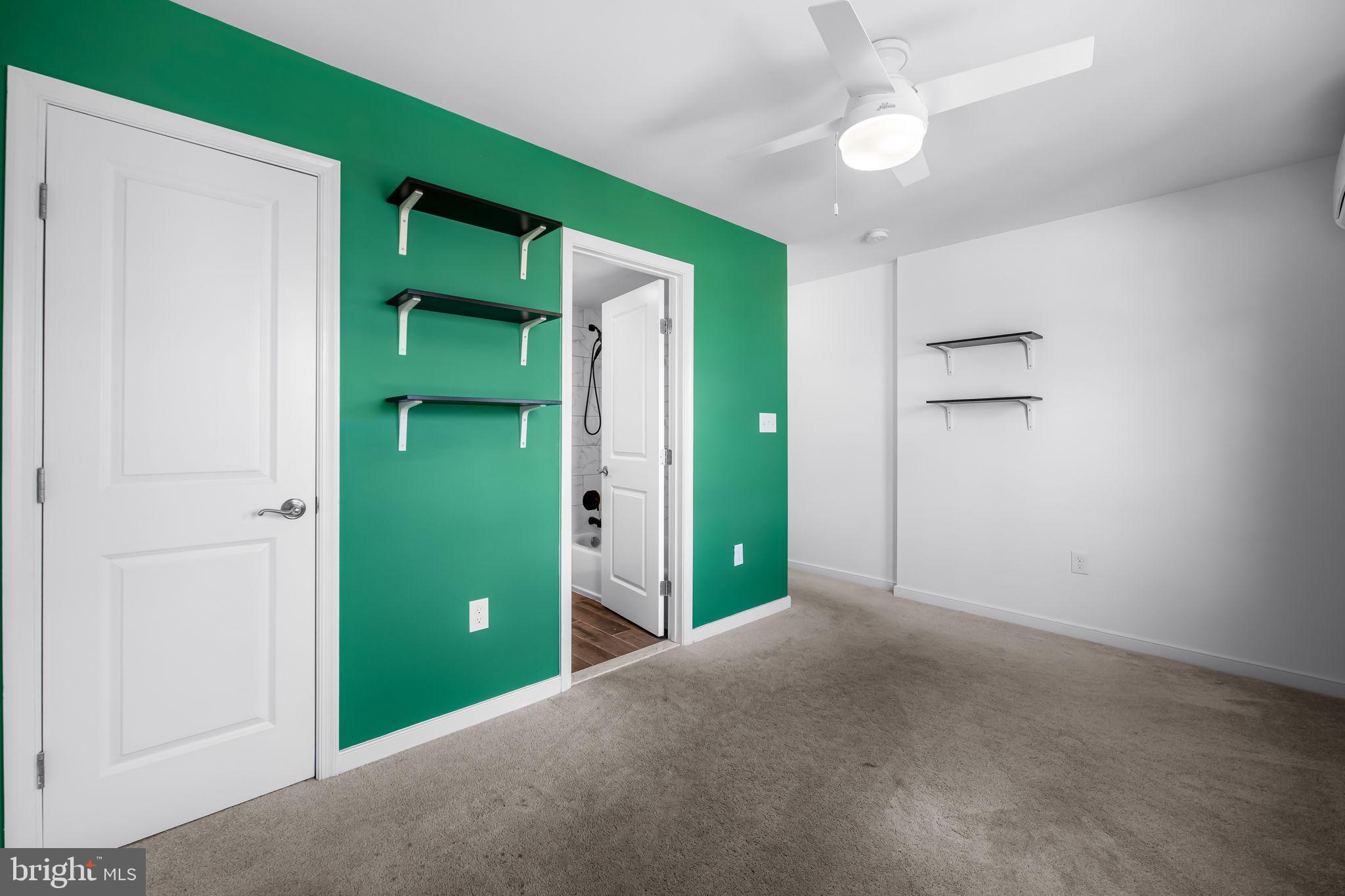 HIGHLANDTOWN - Residential